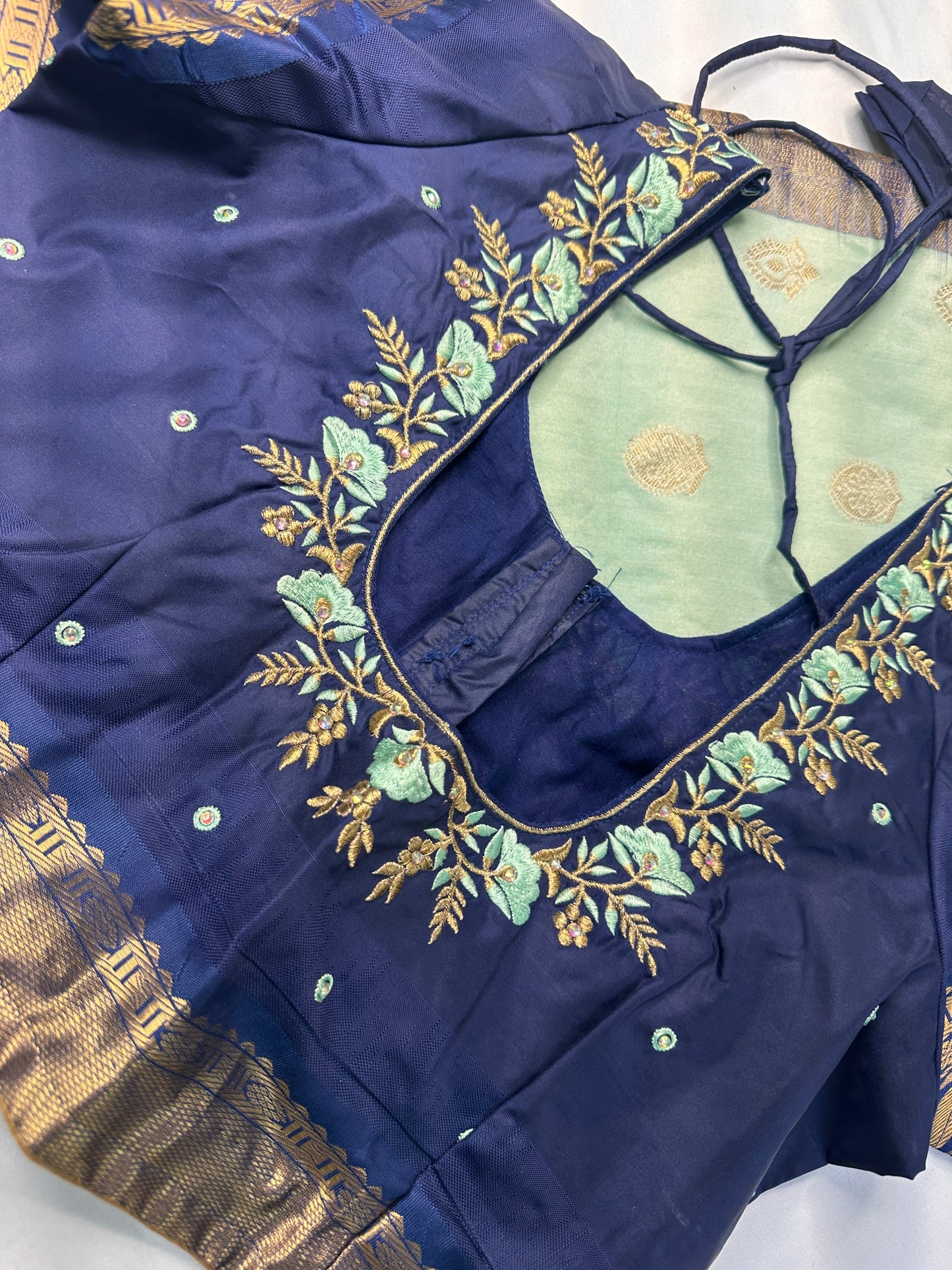 Pattu Gadwal Silk Light Weight Blue Saree