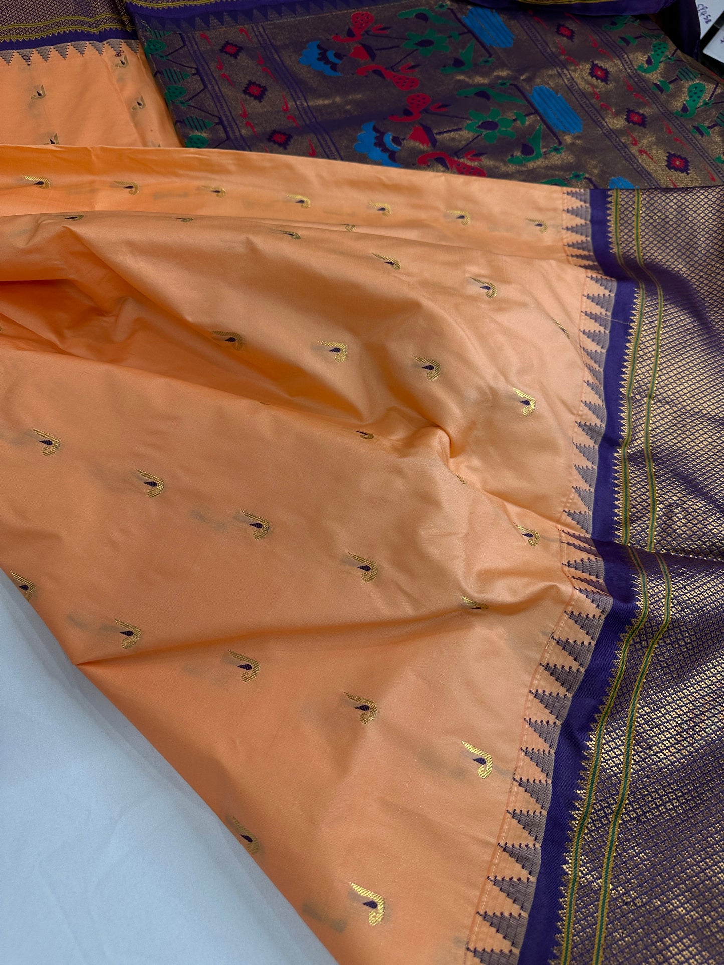 Semi Gadwal  Silk Paithani Cream Red Saree
