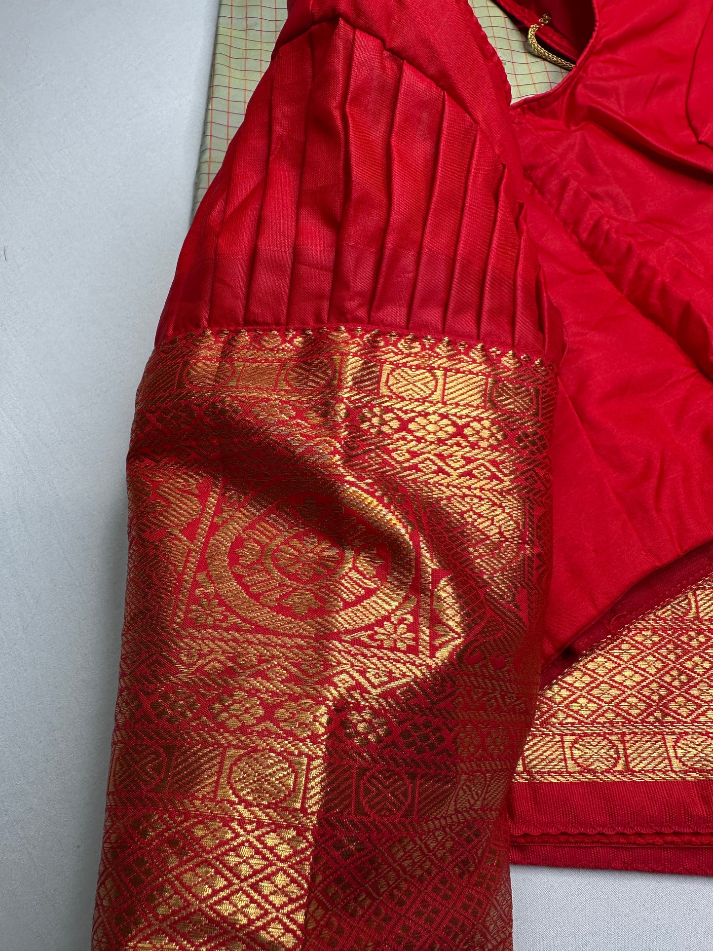 Gadwal Semi Silk Green Red Checks Saree