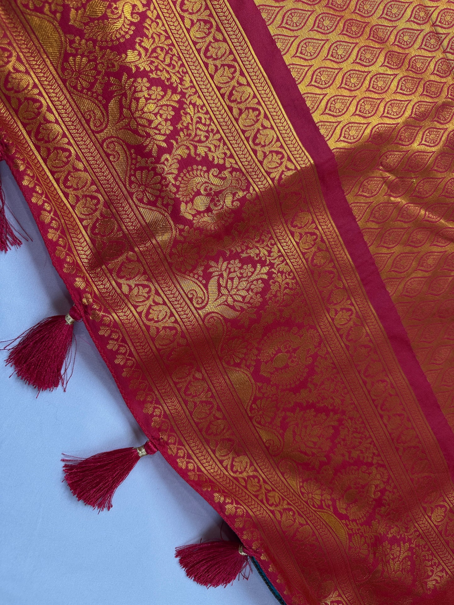 Gadwal Pattu Blue Pink Soft Silk Saree