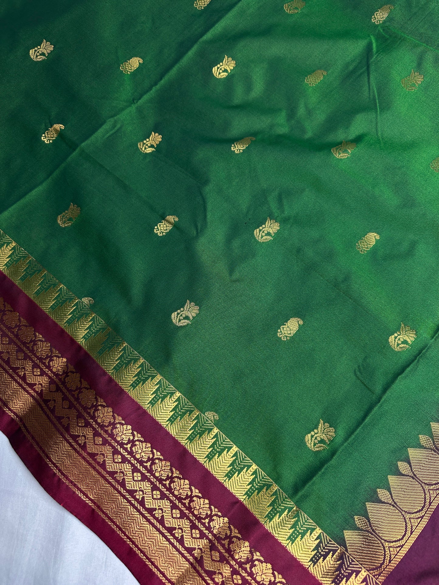 Gadwal Pattu Green Maroon Soft Silk Saree