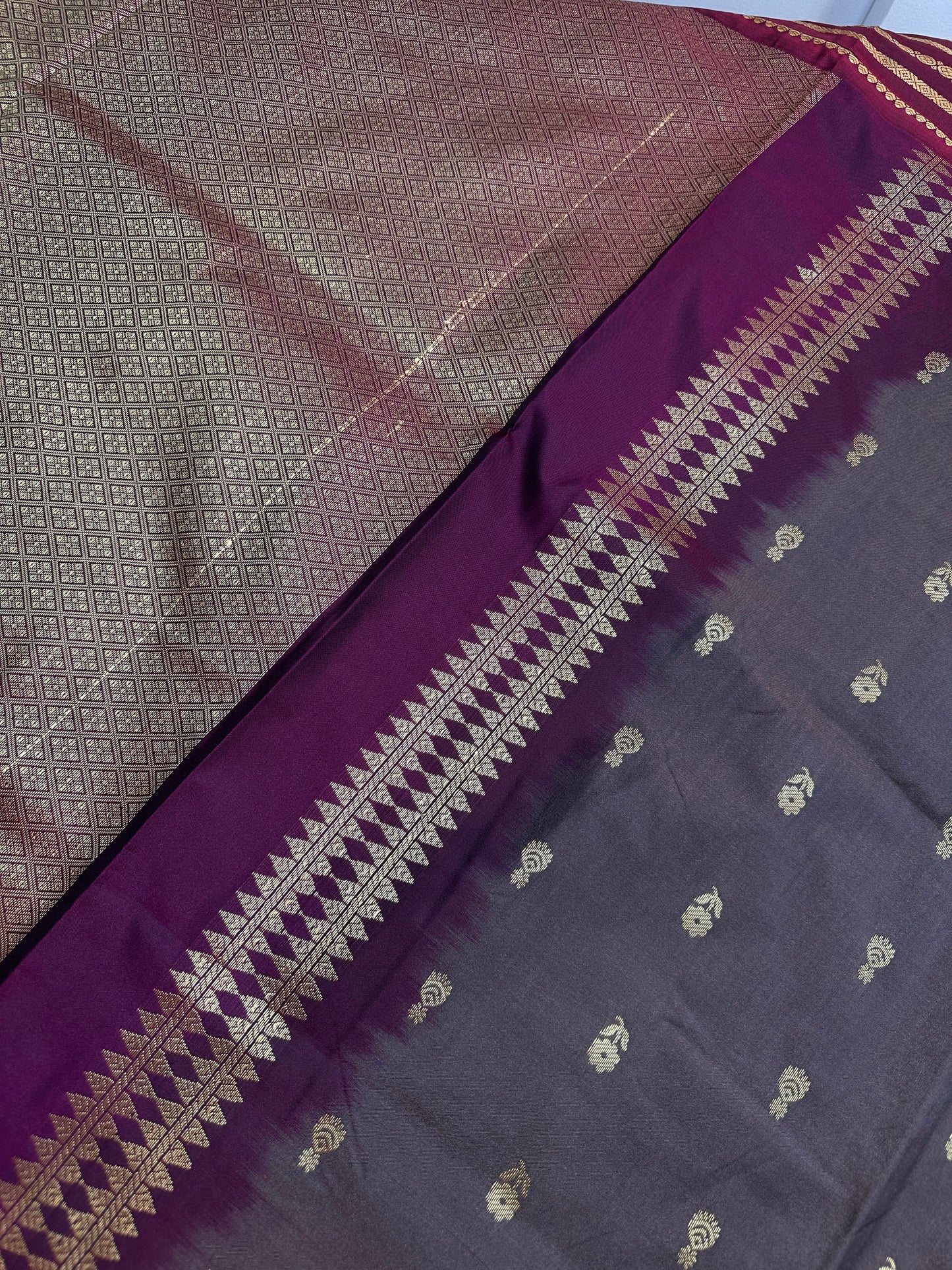Mangalgiri Pattu Brown Maroon Soft Silk Saree
