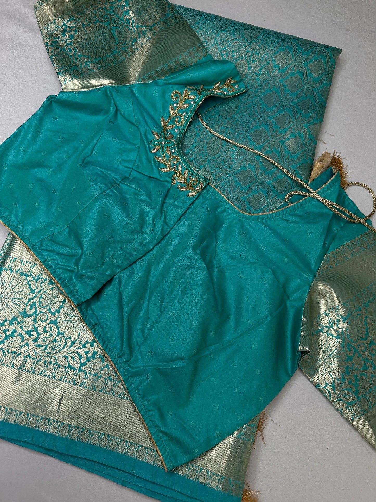 Kanchi Pattu Light Weight Soft Semi Silk Saree
