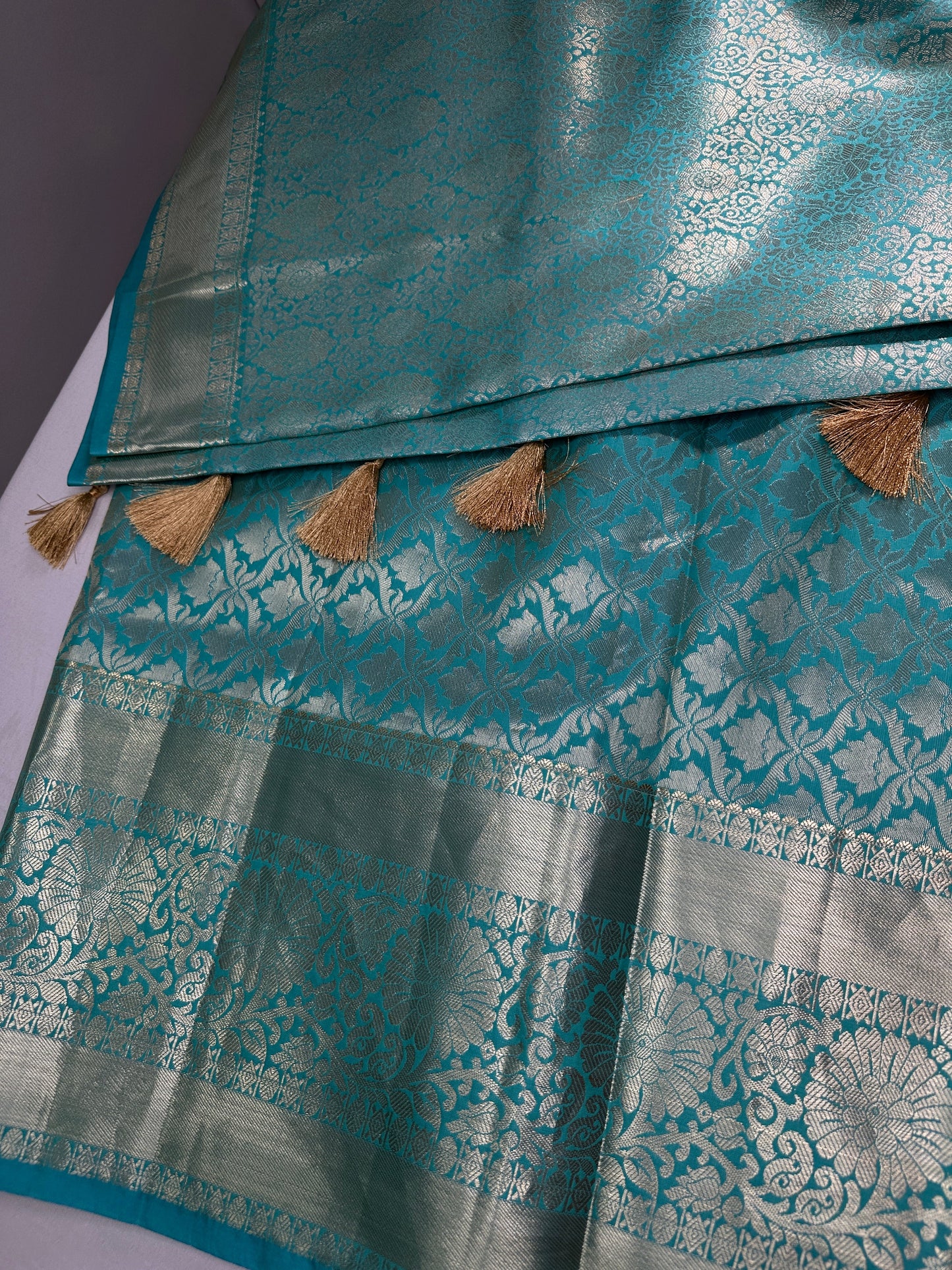 Kanchi Pattu Light Weight Soft Semi Silk Saree