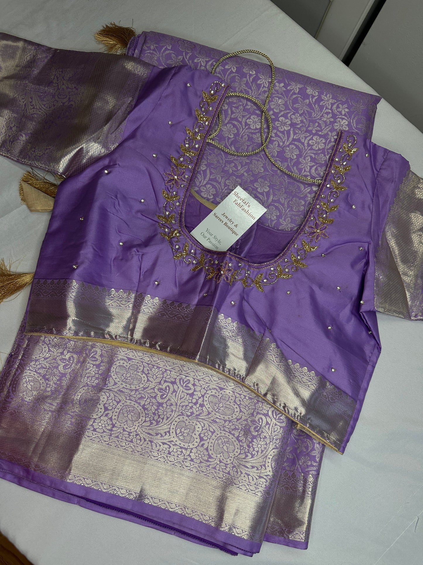 Kanchi Pattu Lavender Light Weight Soft Semi Silk Saree