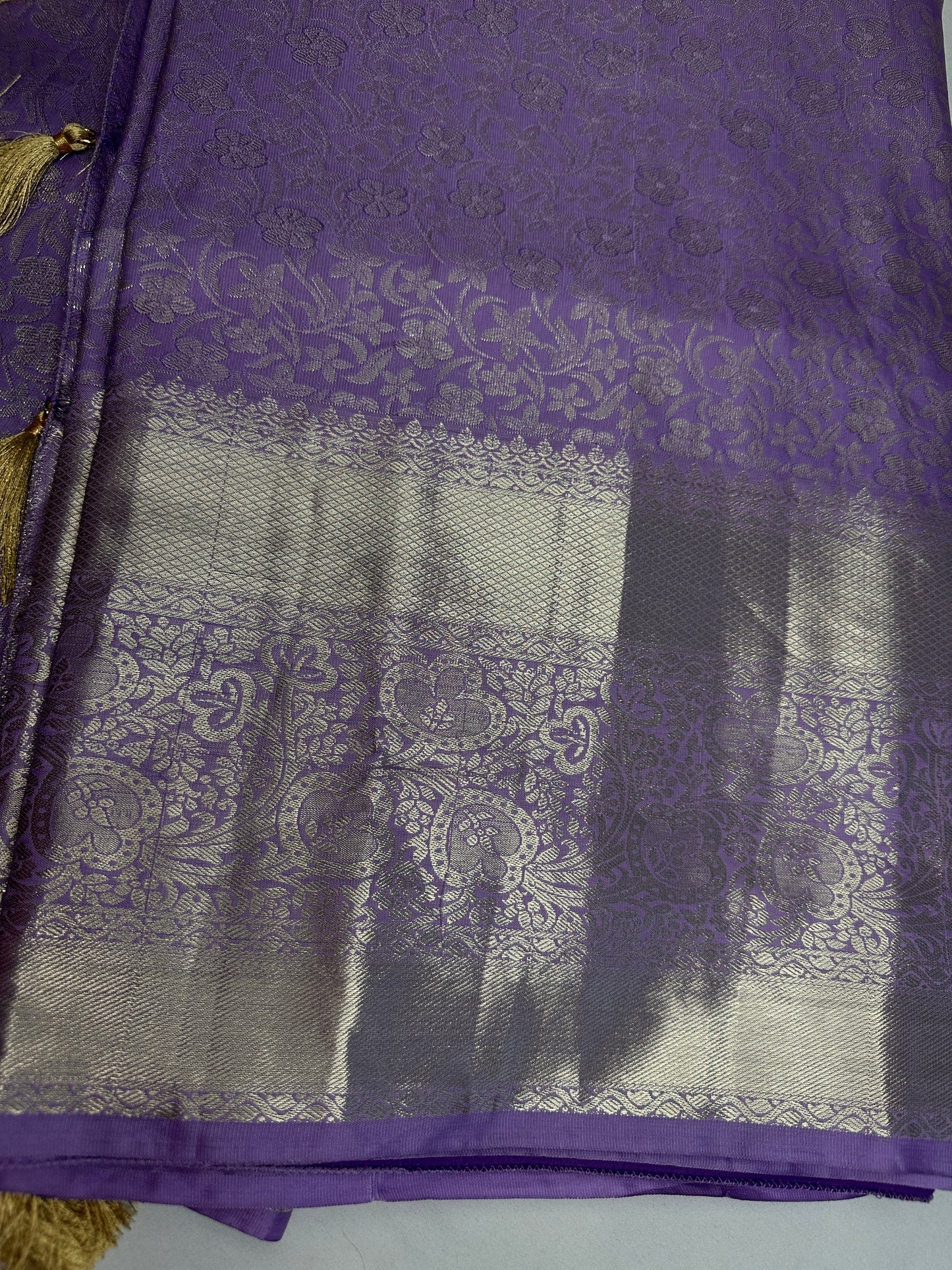 Kanchi Pattu Lavender Light Weight Soft Semi Silk Saree