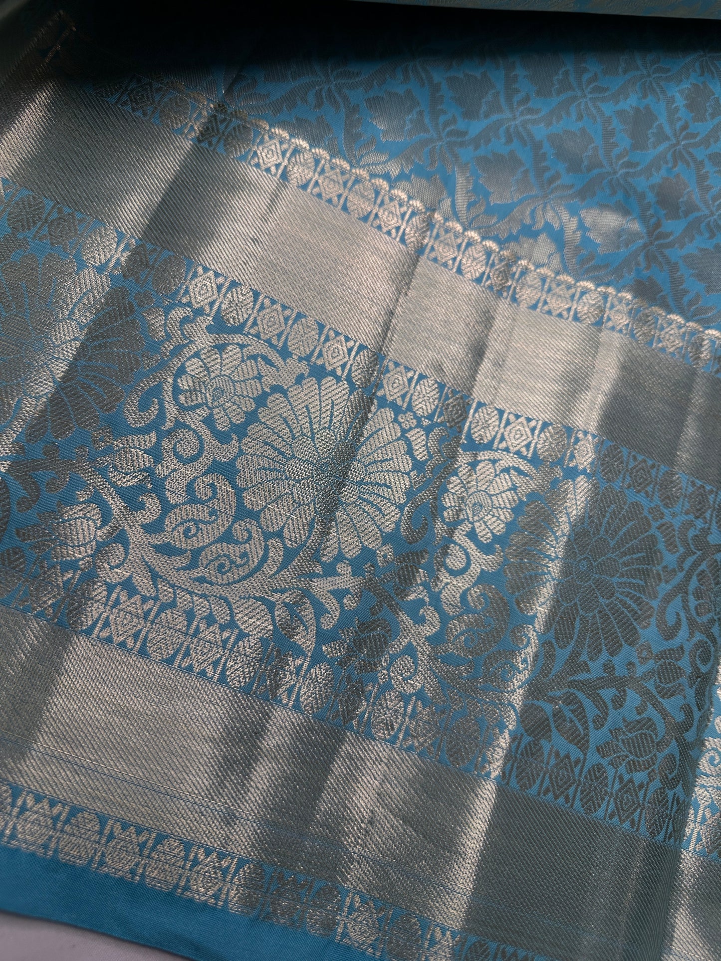 Kanchi Pattu Light Weight Soft Semi Silk Saree