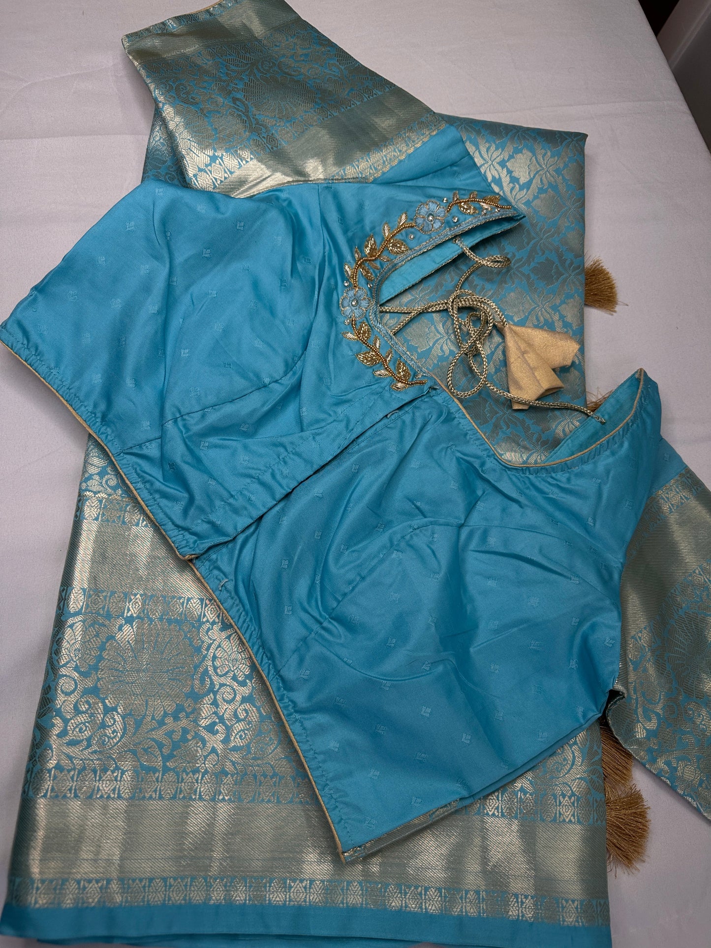Kanchi Pattu Light Weight Soft Semi Silk Saree