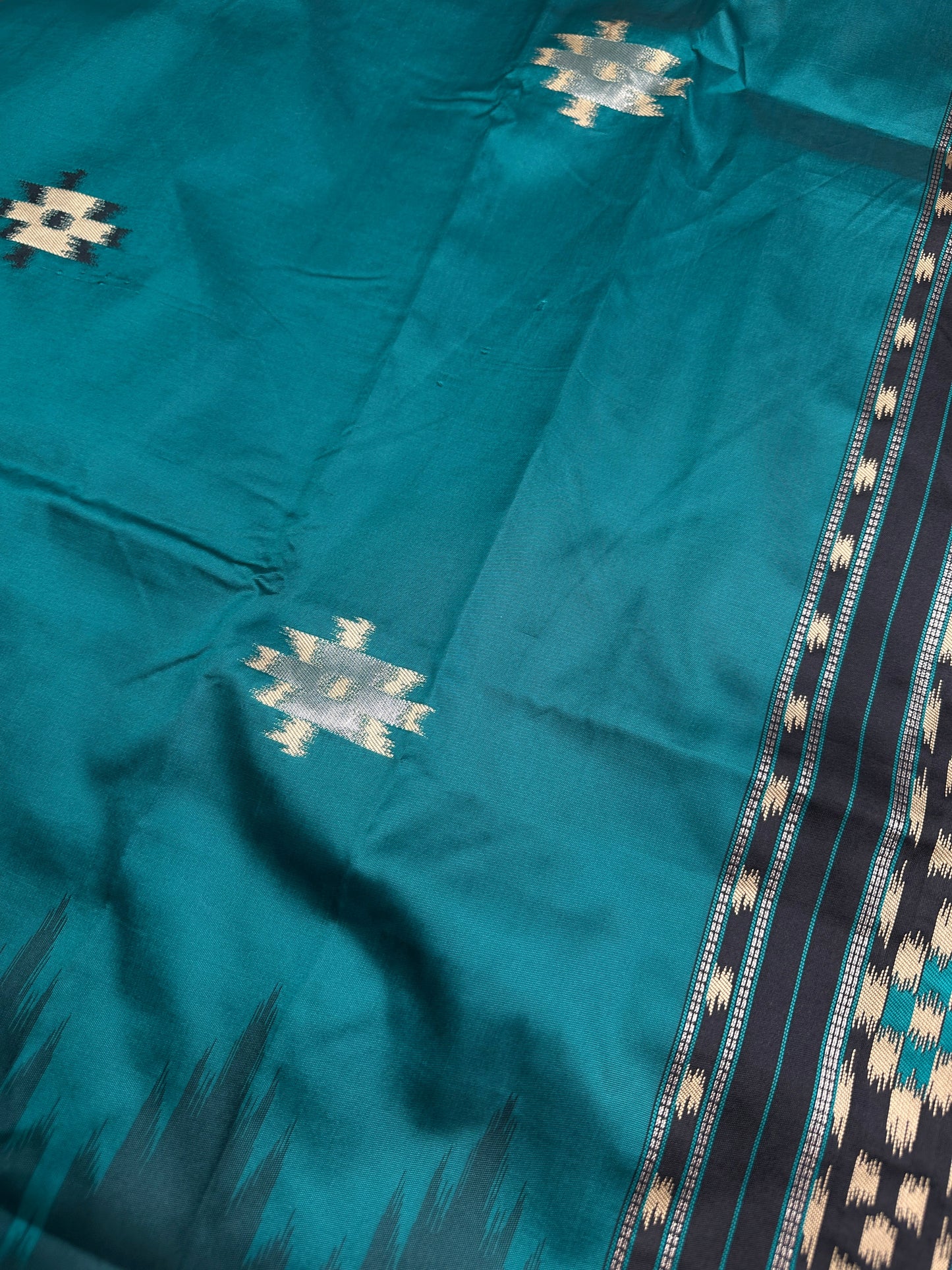 Patola Green Black Silk Saree