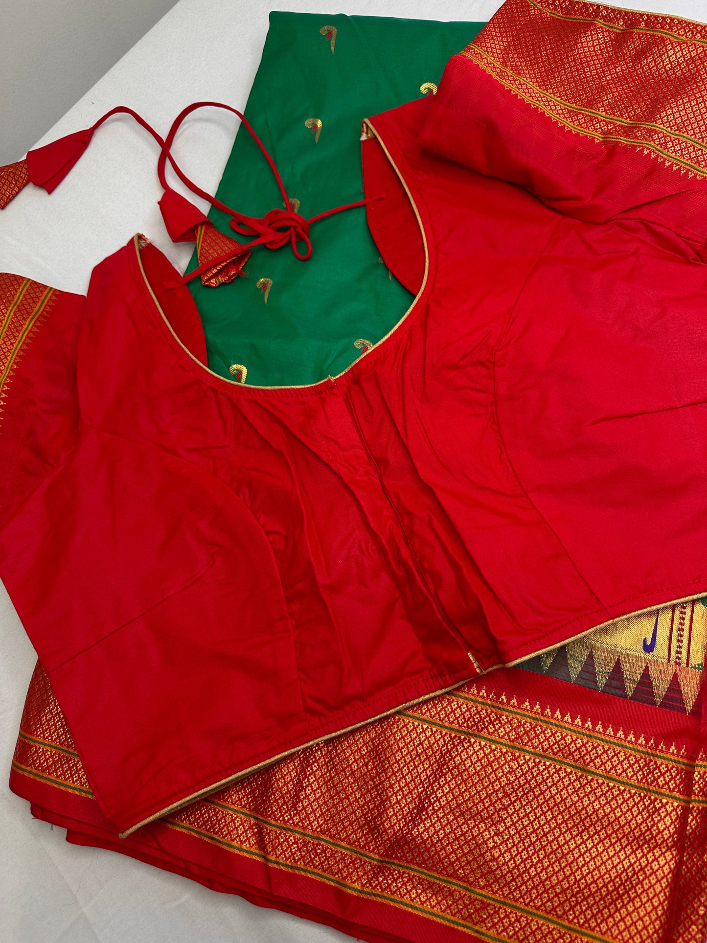 Semi Gadwal  Silk Paithani Green Red Saree