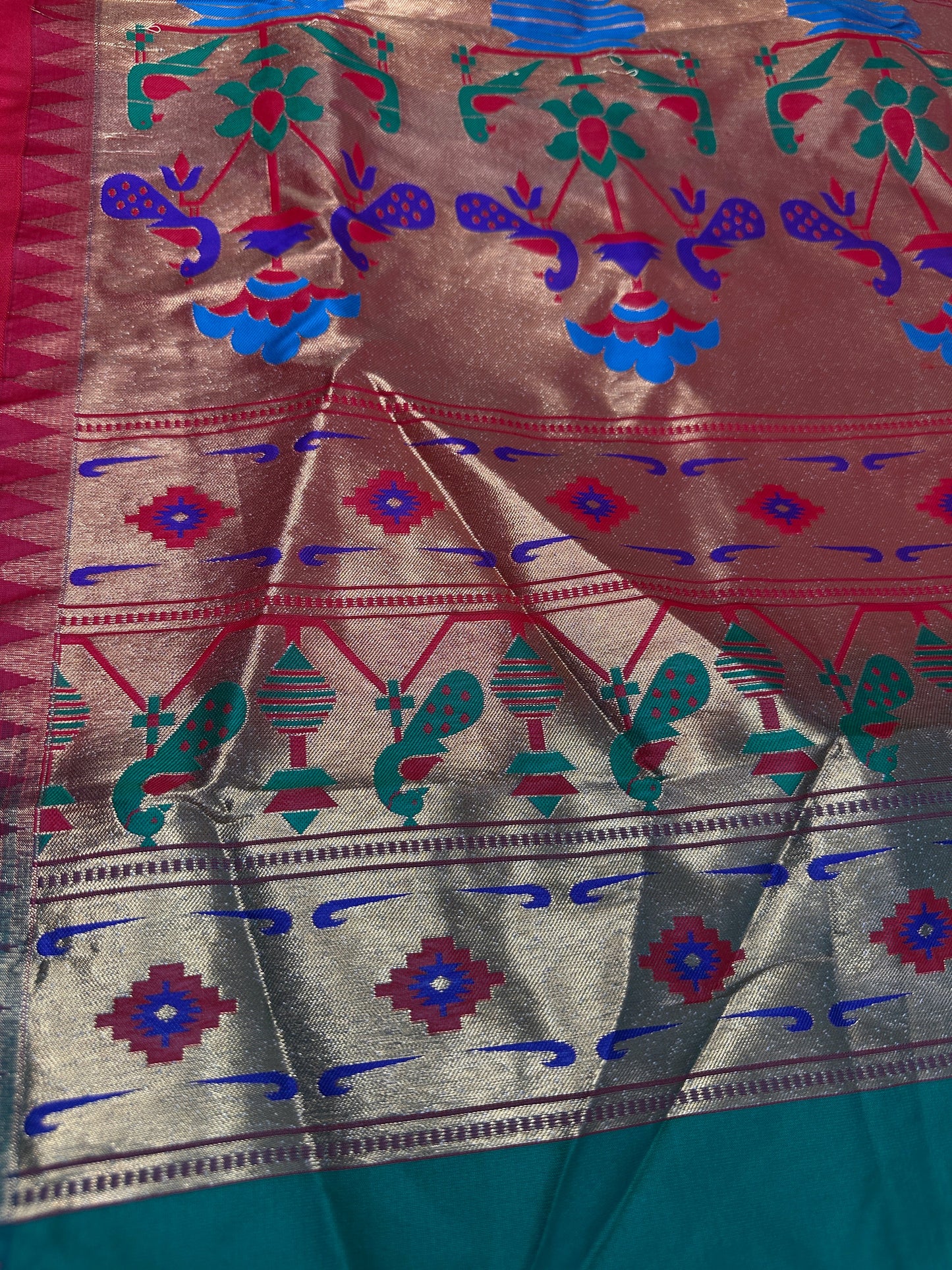 Semi Gadwal  Silk Paithani Green Red Saree