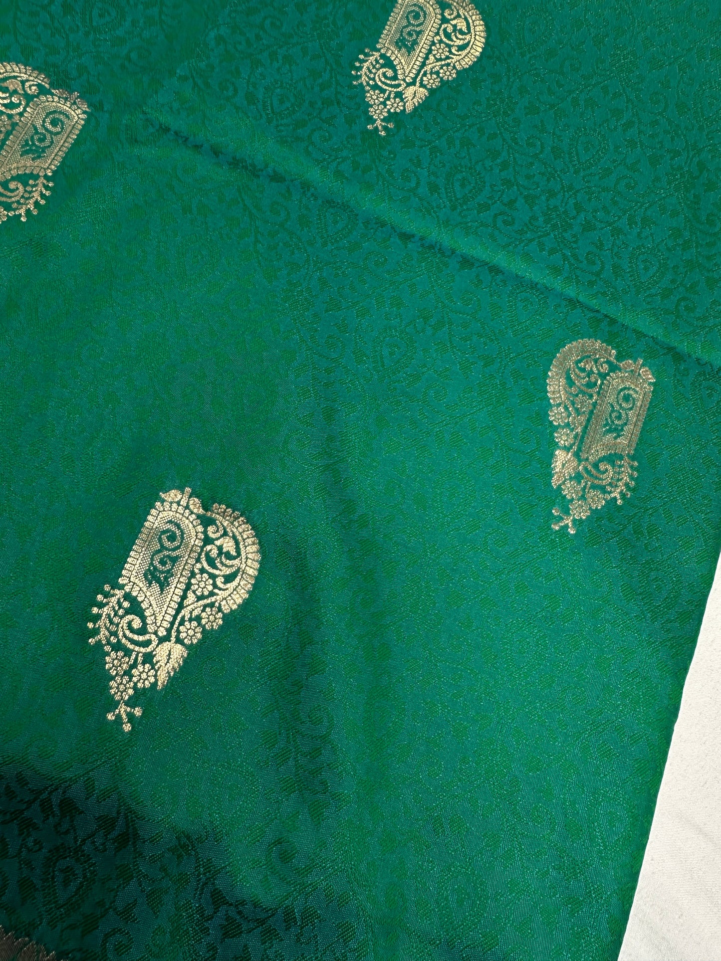 Self Weaving Green Zari Silk Saree