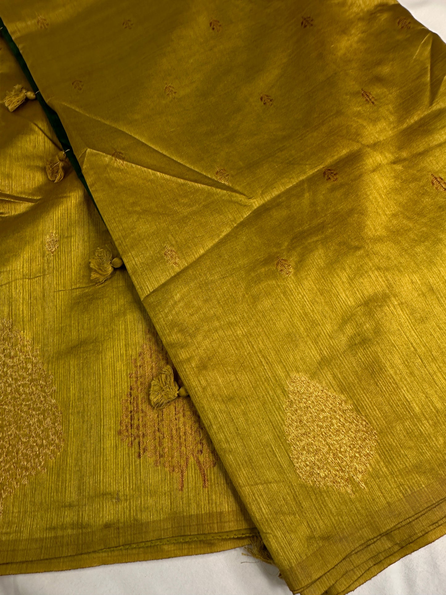 Raw Mango Light Weight Green Saree