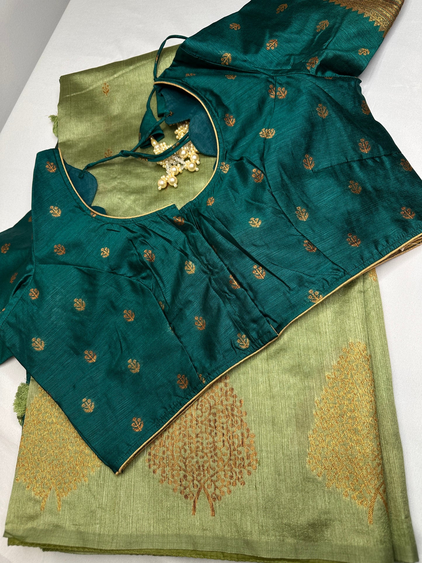Raw Mango Light Weight Green Saree