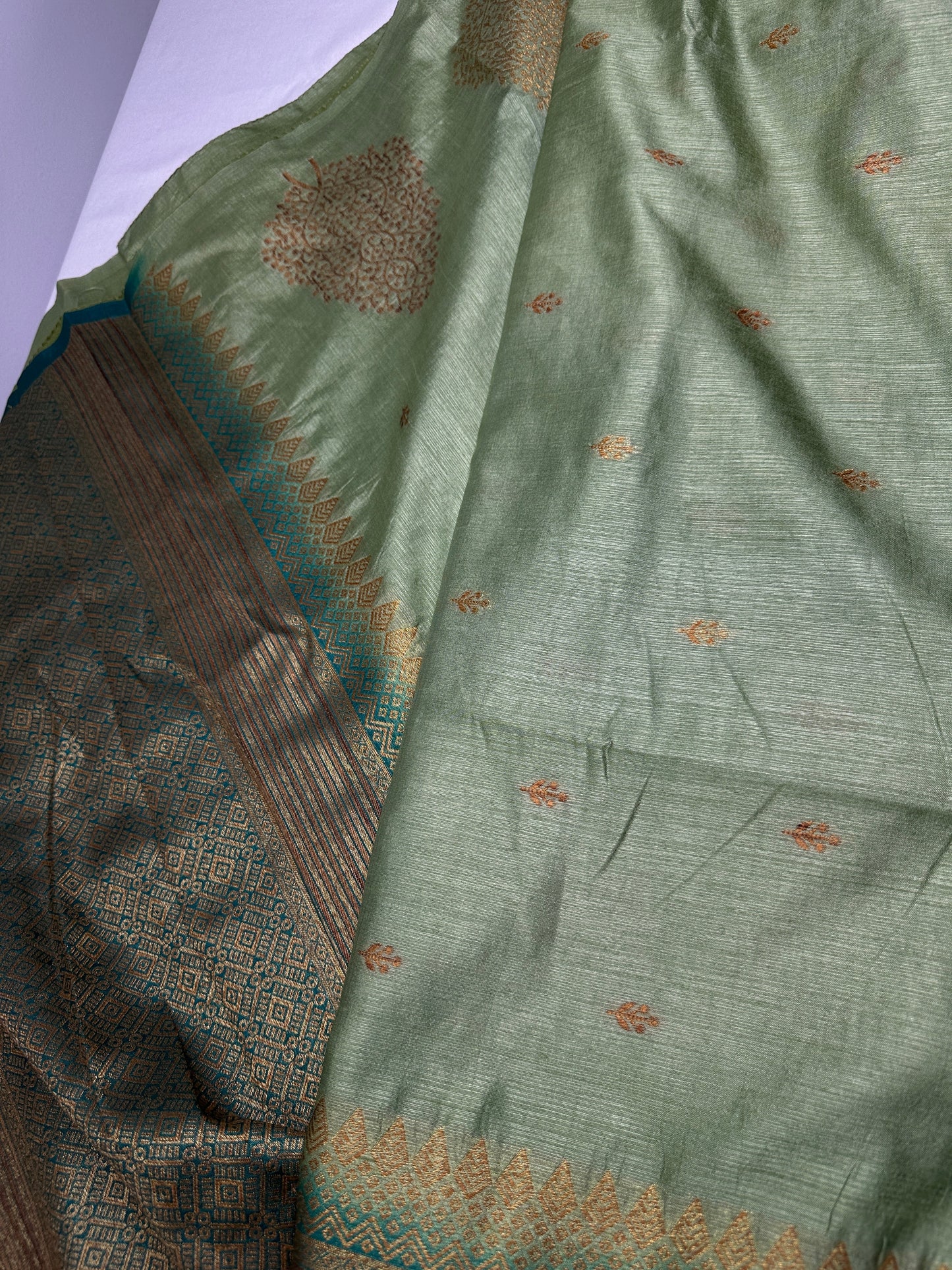 Raw Mango Light Weight Green Saree
