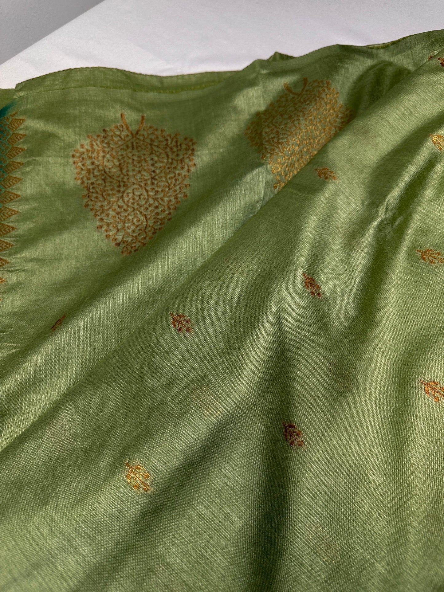 Raw Mango Light Weight Green Saree