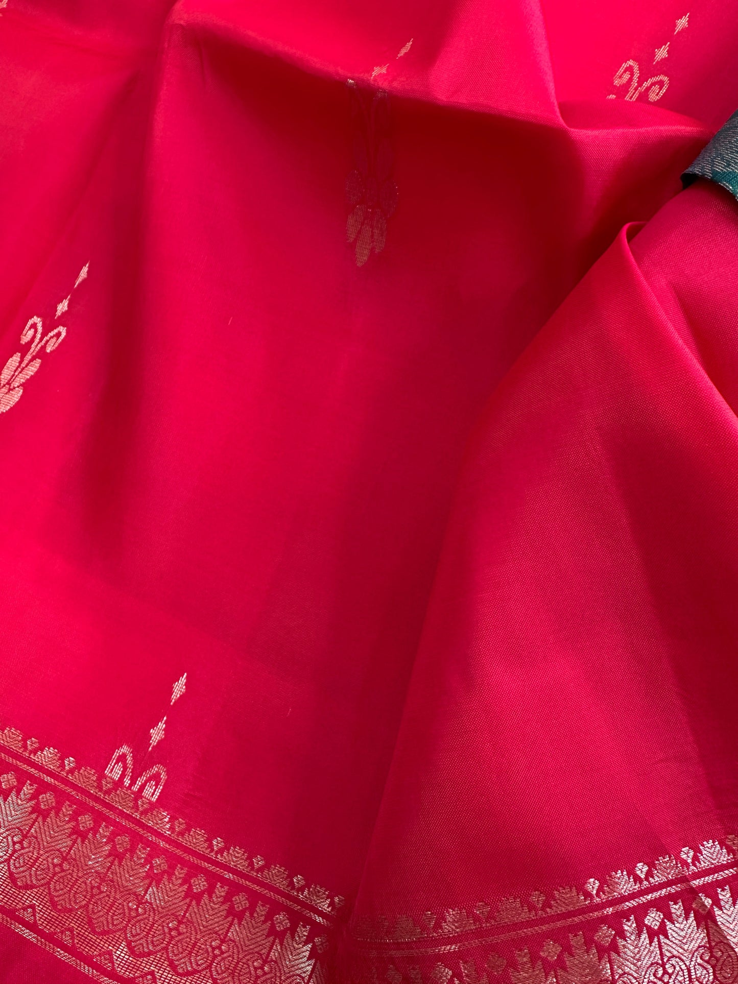 Kanchi Pattu Pure Silk Saree