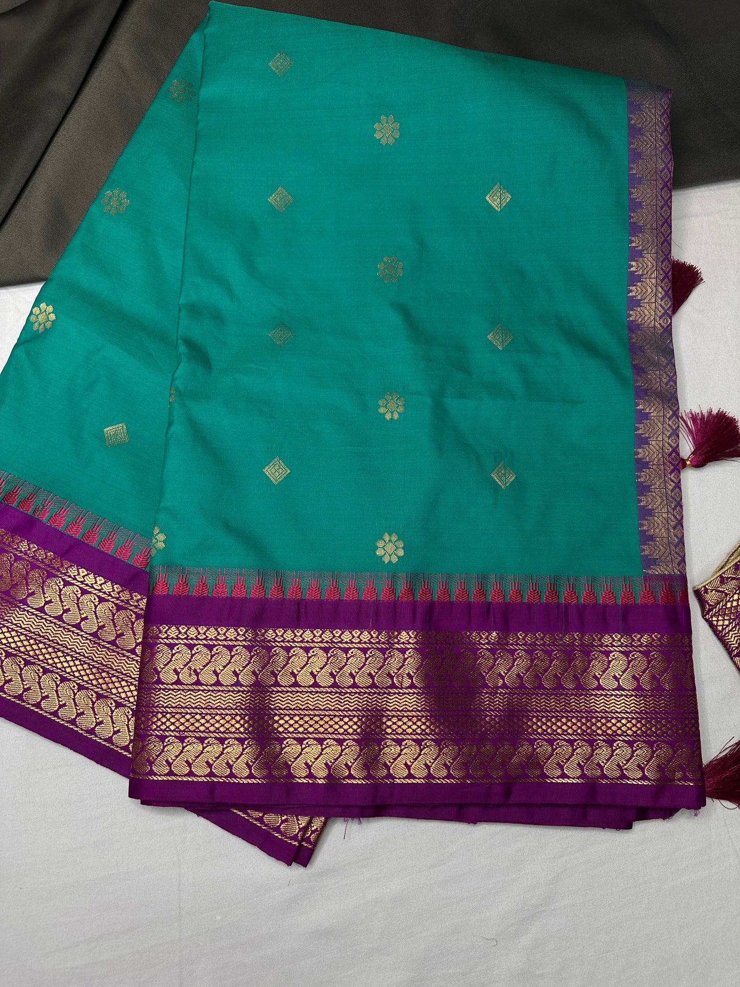 Small Border Semi Gadwal Silk Green Magenta Saree
