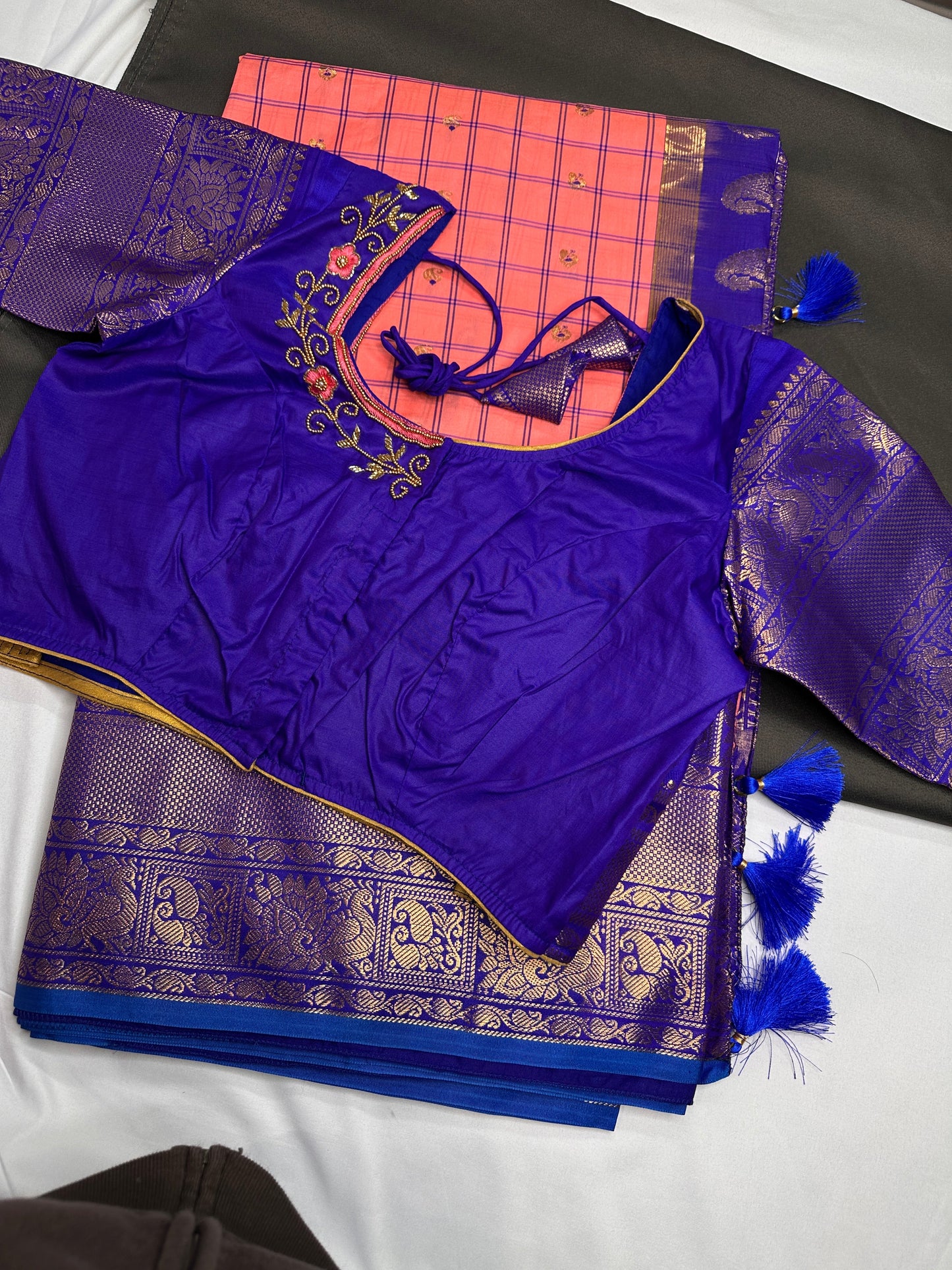 Gadwal Silk Pink Blue Checks Saree