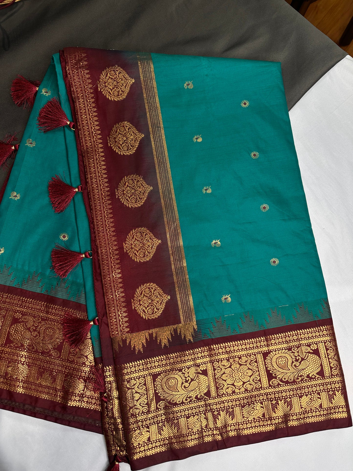 Small Border Semi Gadwal Silk Green Red Saree