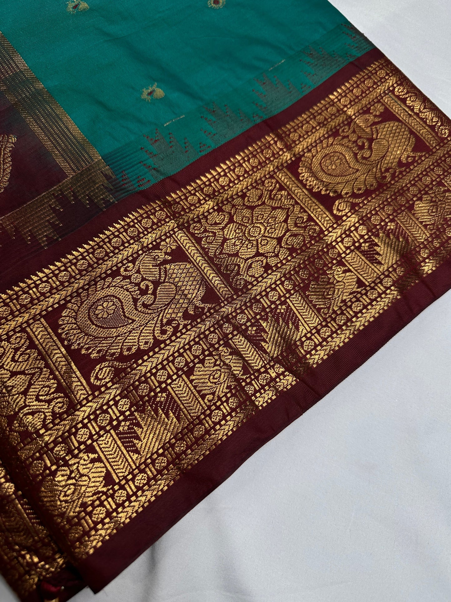 Small Border Semi Gadwal Silk Green Red Saree