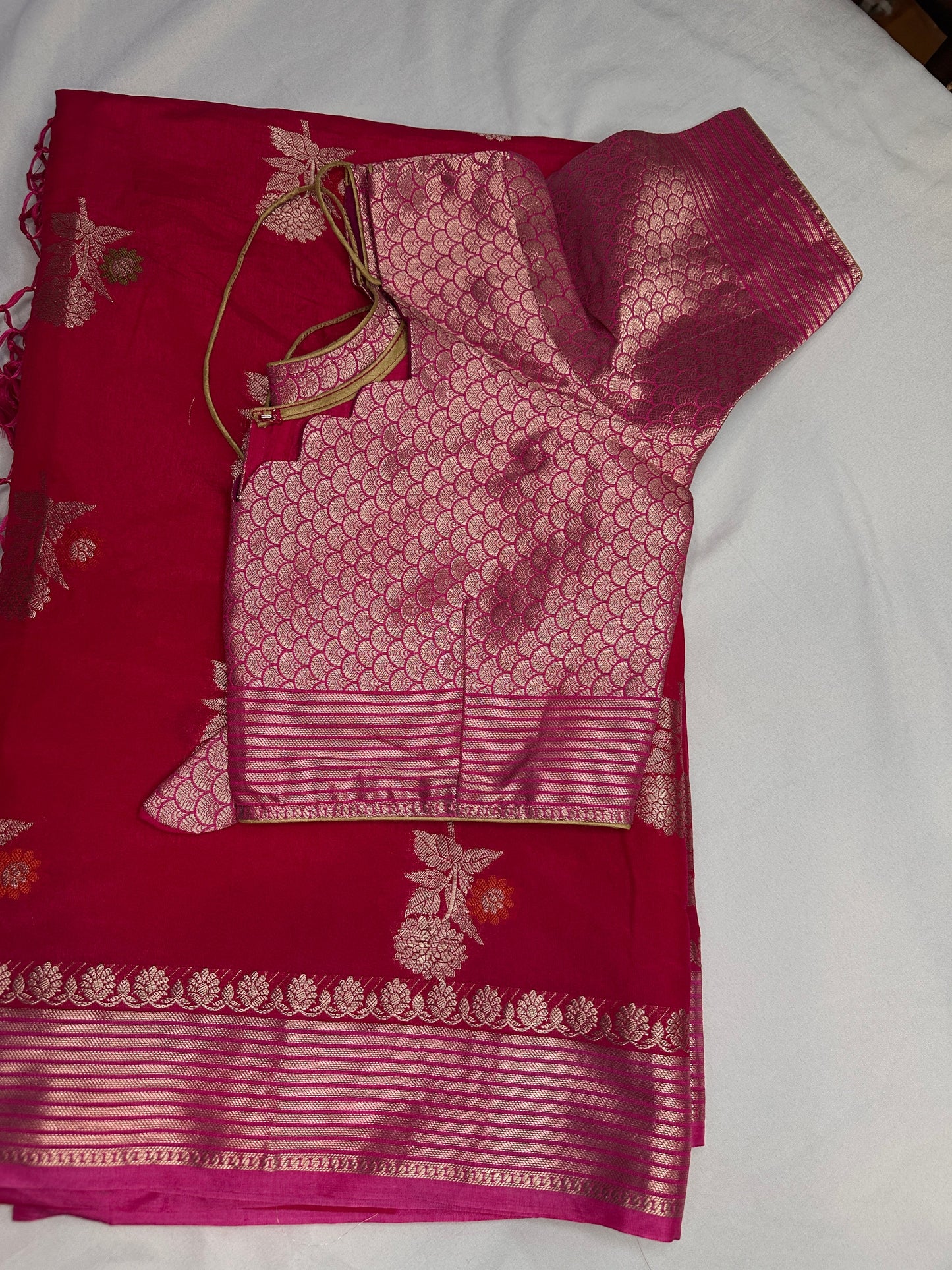 Raw Mango Silk Pink Floral Zari Saree
