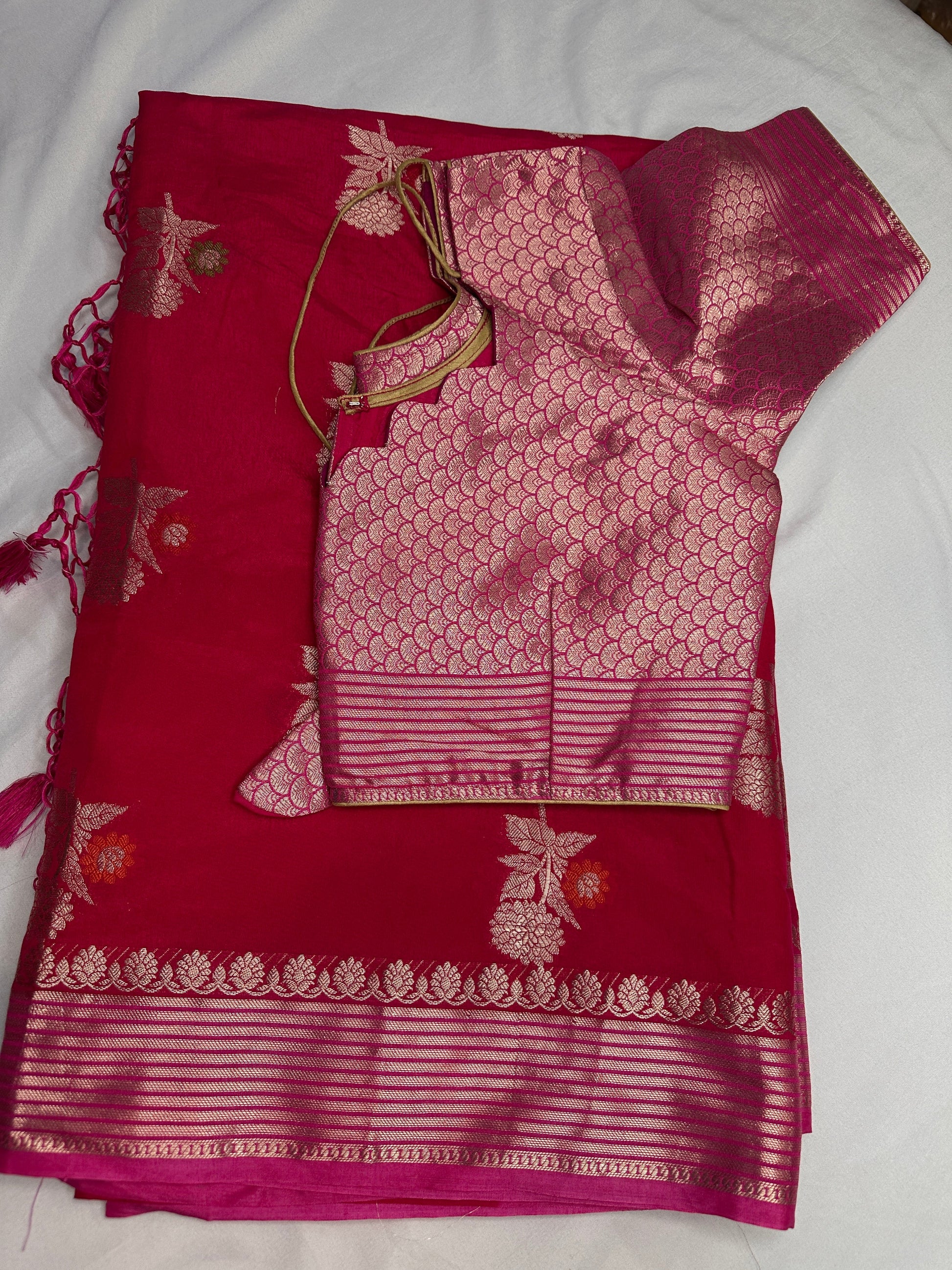 Raw Mango Silk Pink Floral Zari Saree