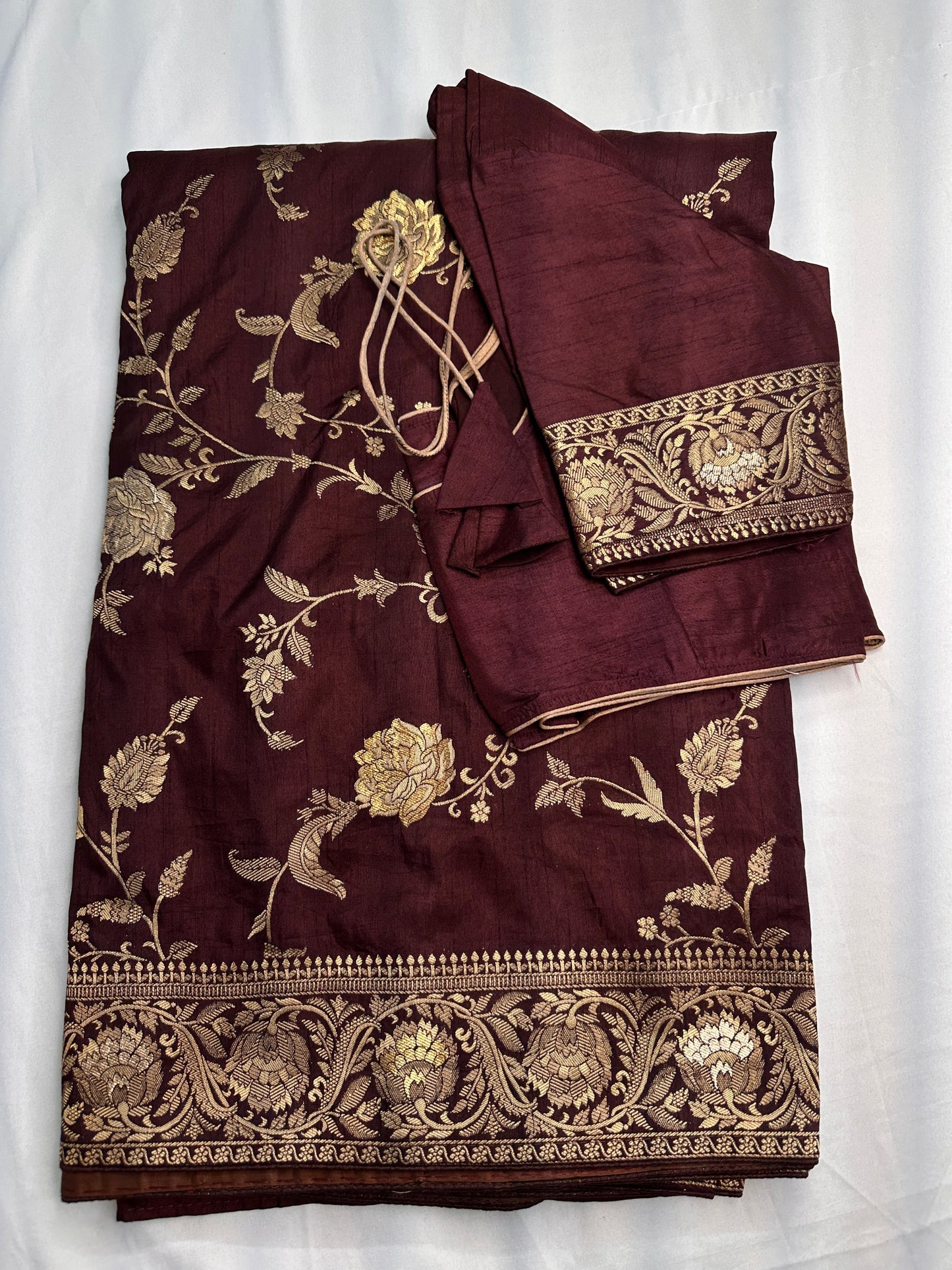 Munga Silk Brown Zari Weaving Saree