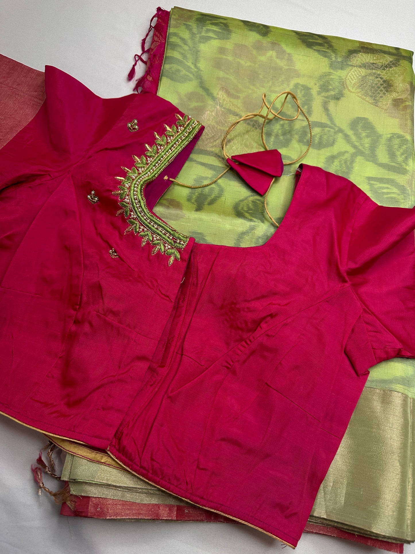 Green Pink Semi Uppada Silk Butta Saree