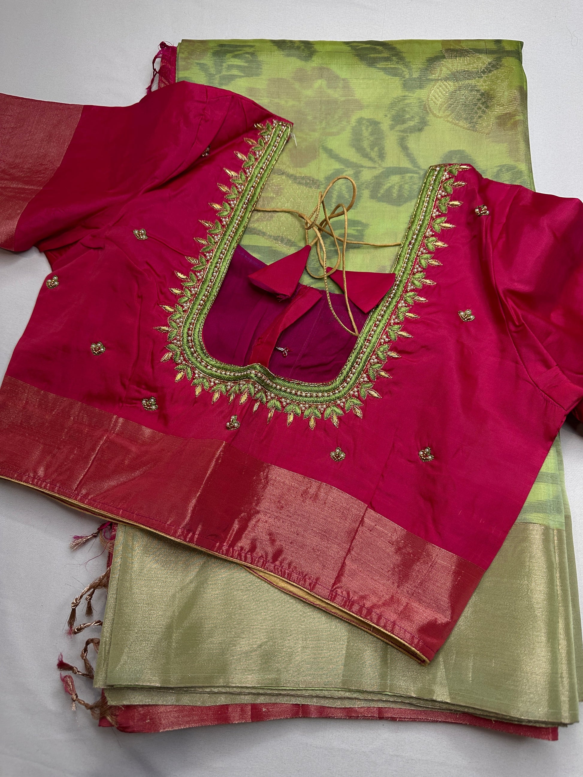 Green Pink Semi Uppada Silk Butta Saree