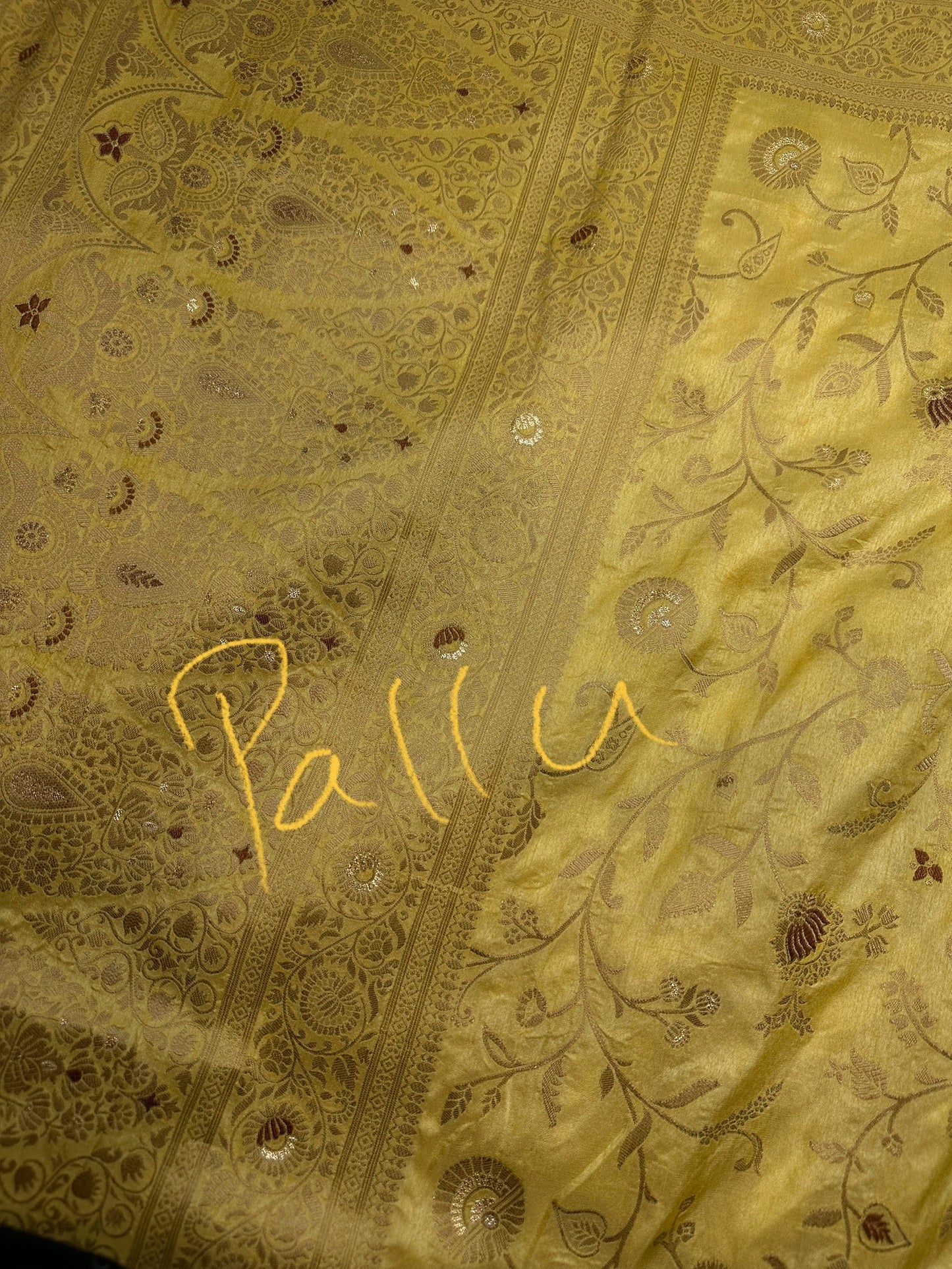 Banarsi Munga Silk Lemon Yellow Saree