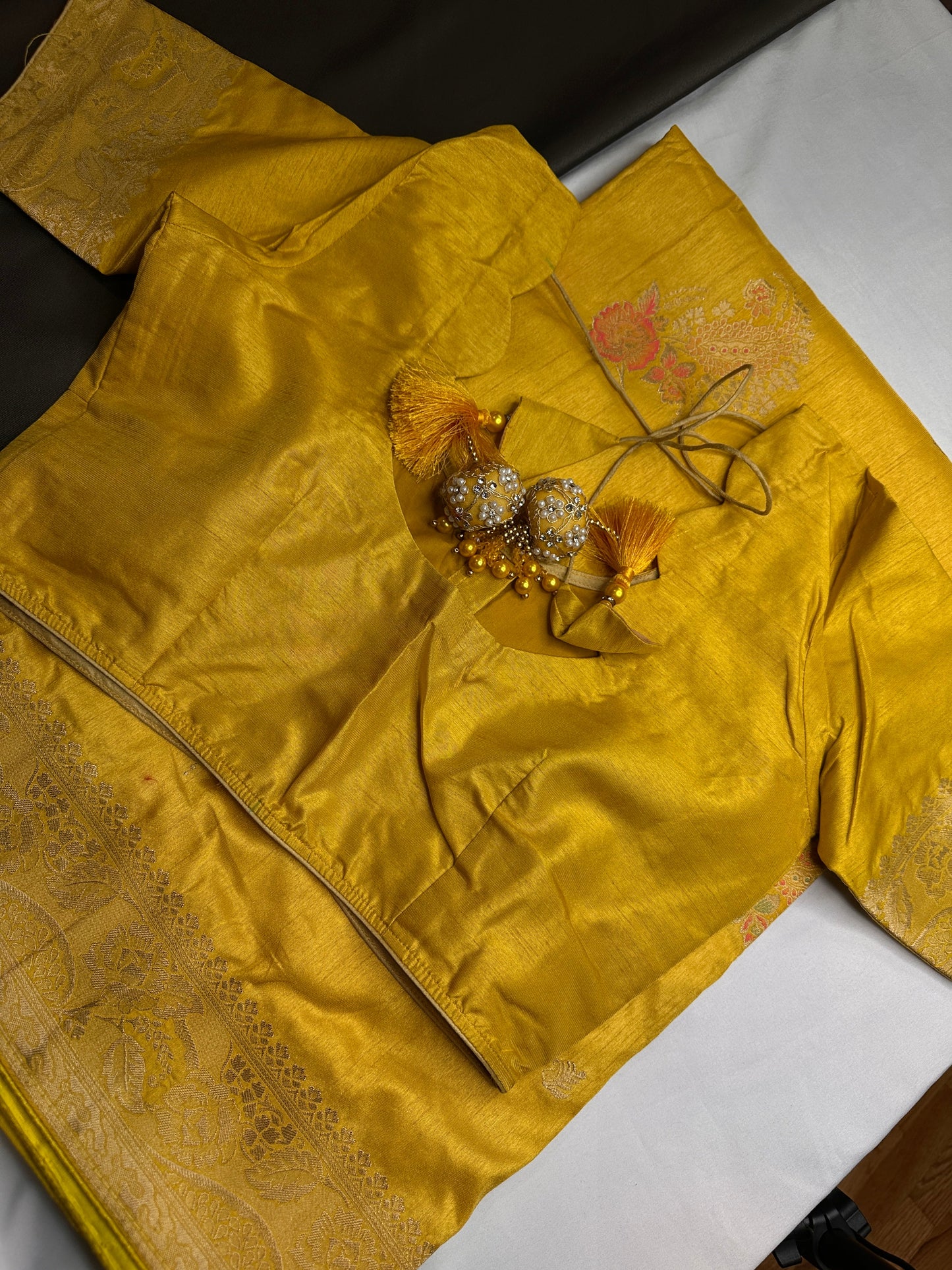 Banarsi Munga Silk Yellow Saree