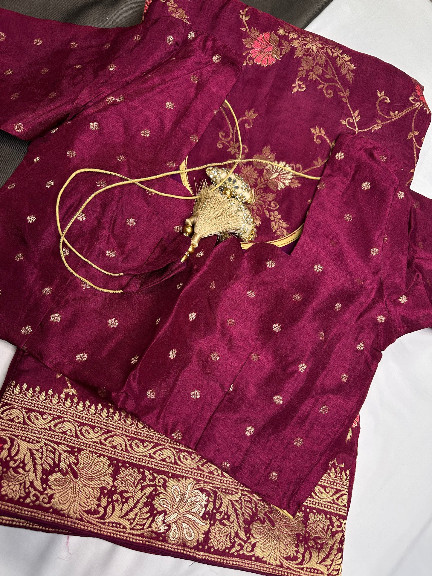 Banarsi Munga Silk Magenta Pink Saree