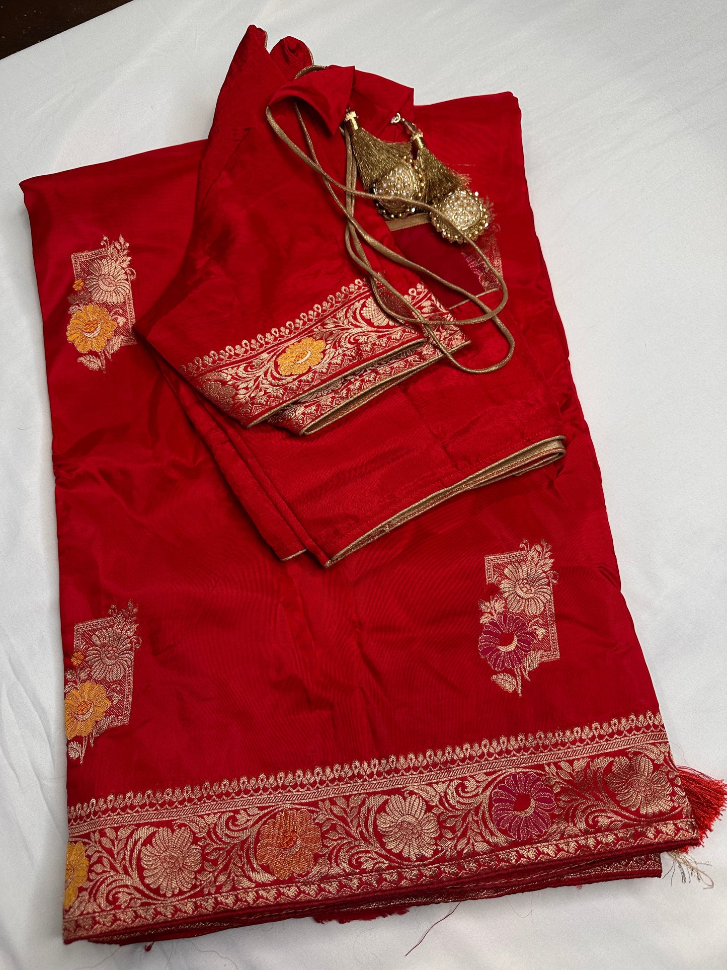 Red Banarsi Weaving Silk Saree