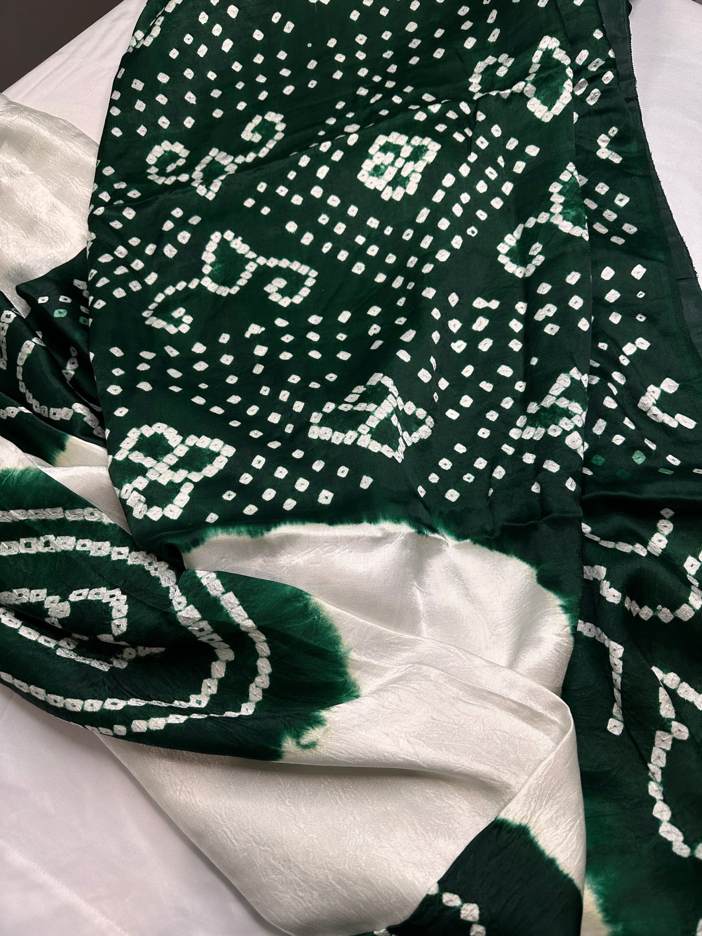 Bandhani Bhandej Half and Half White Green modal Silk Saree