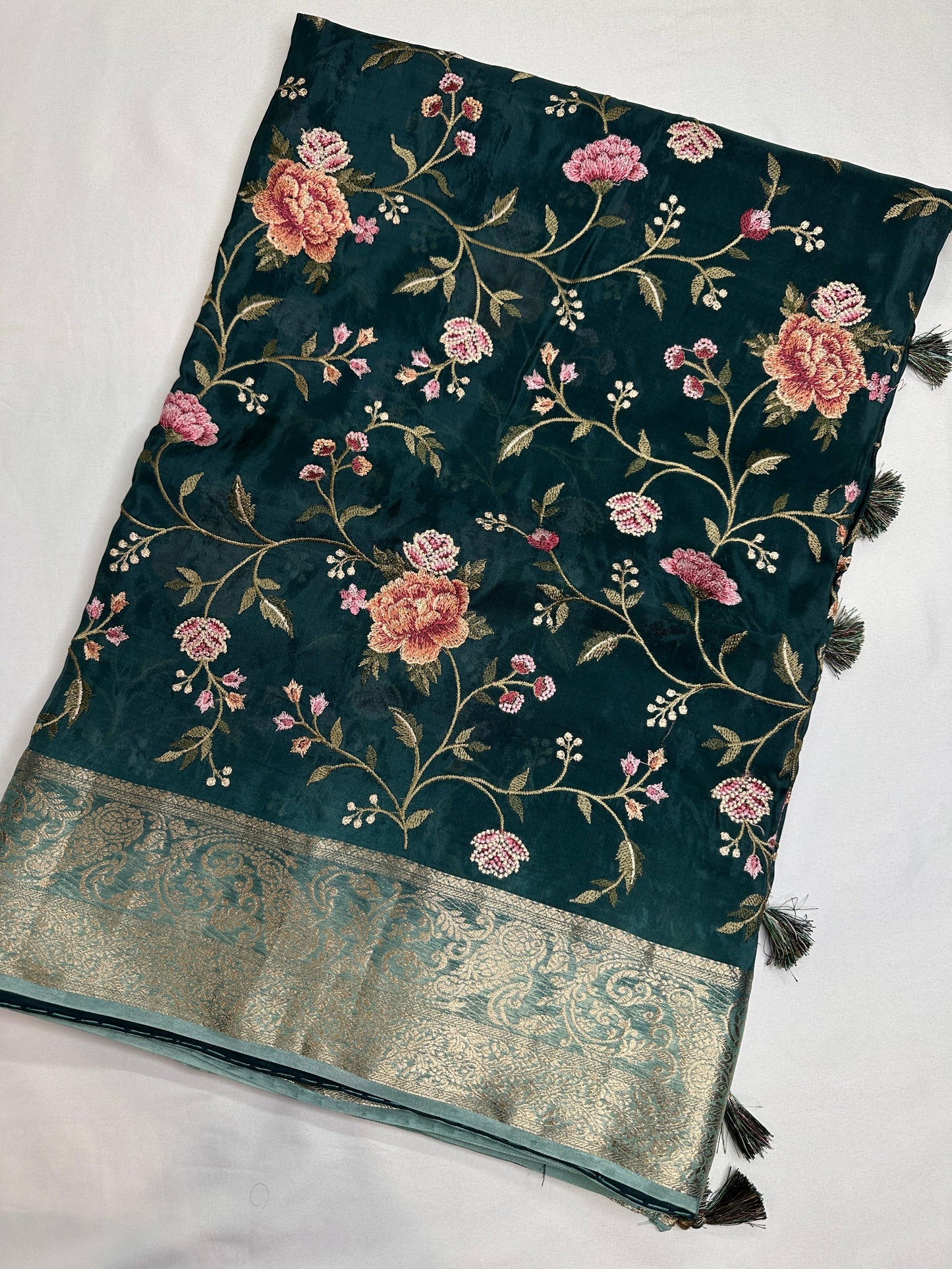 Floral Embroidery Crepe Tissue Saree