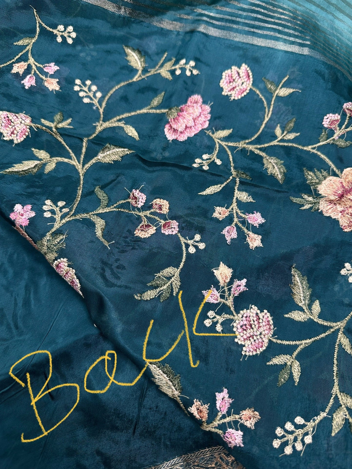 Floral Embroidery Crepe Tissue Saree