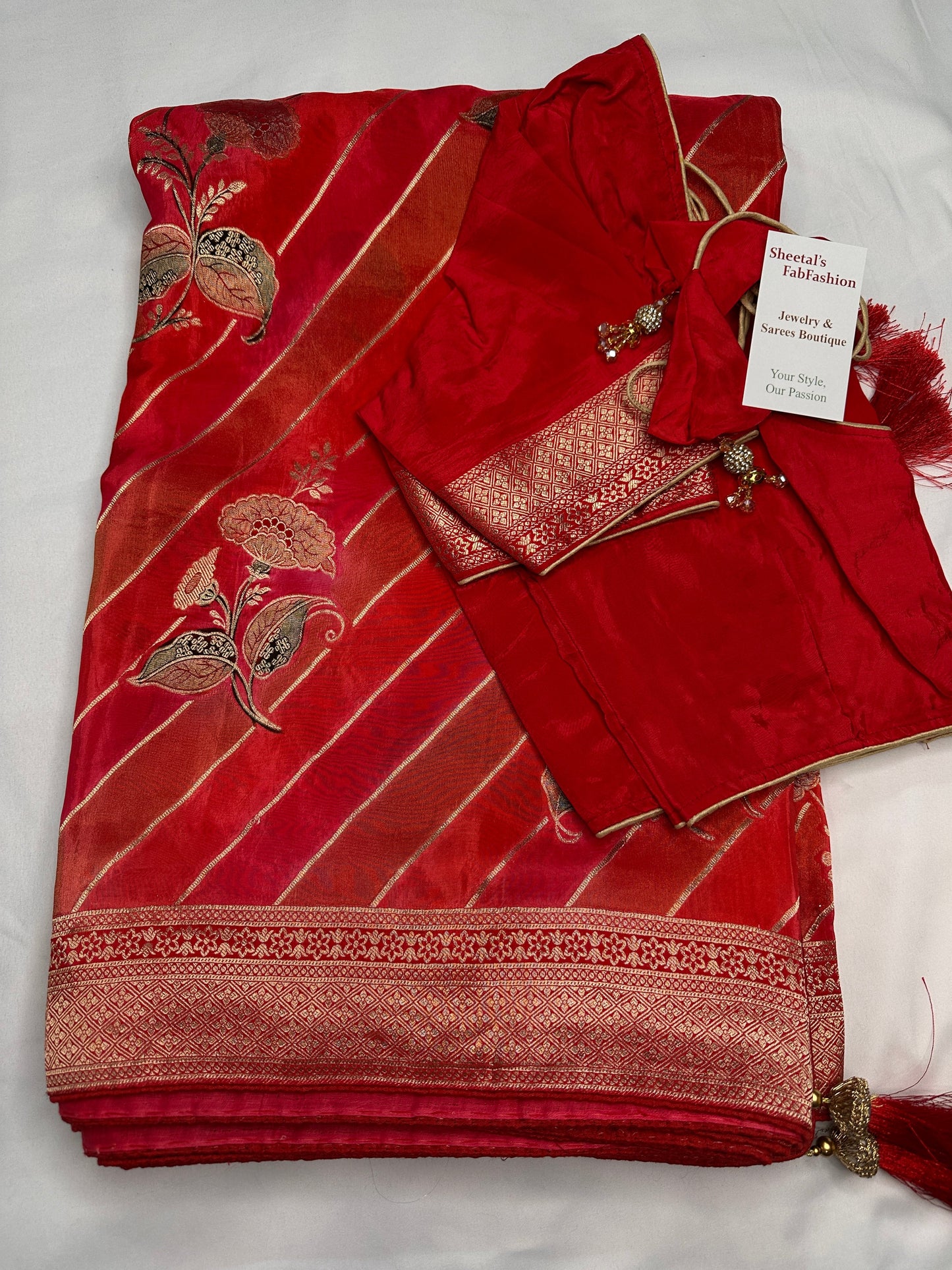 Red Banarsi Crepe Floral Lehriya Weaving Saree