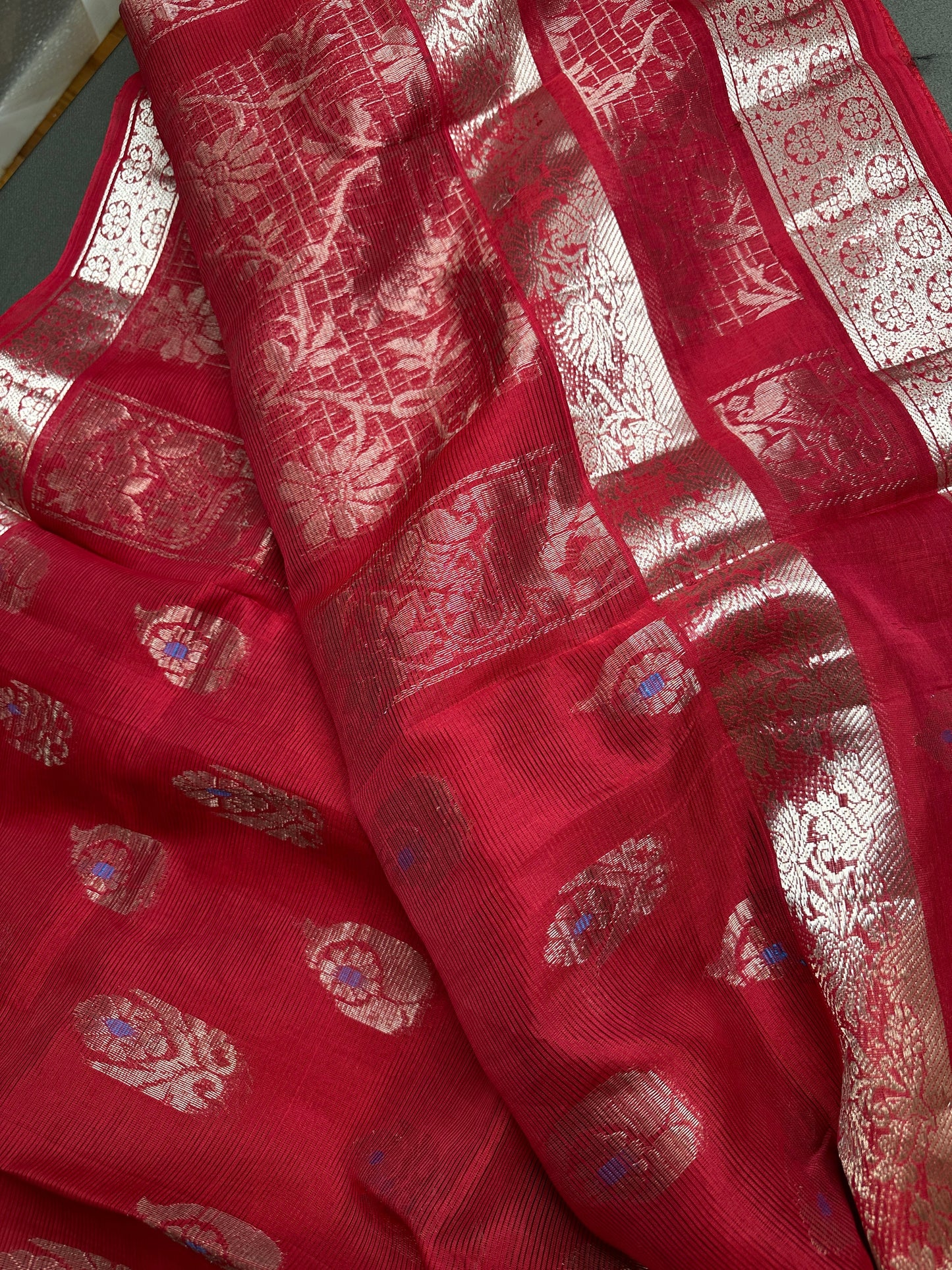 Red Mangalgiri Pure Silk Handloom Saree