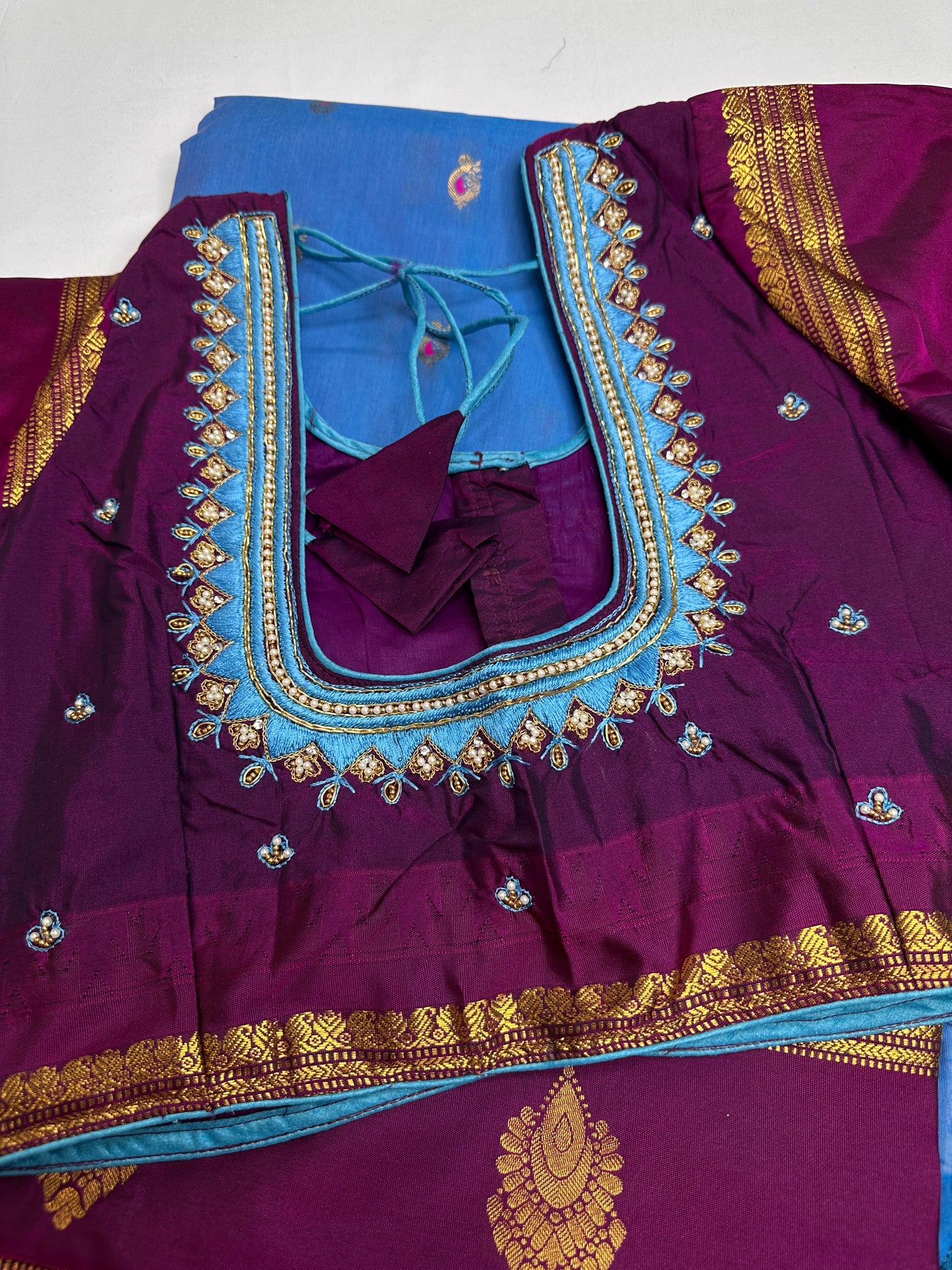 Blue Magenta Semi Gadwal Saree