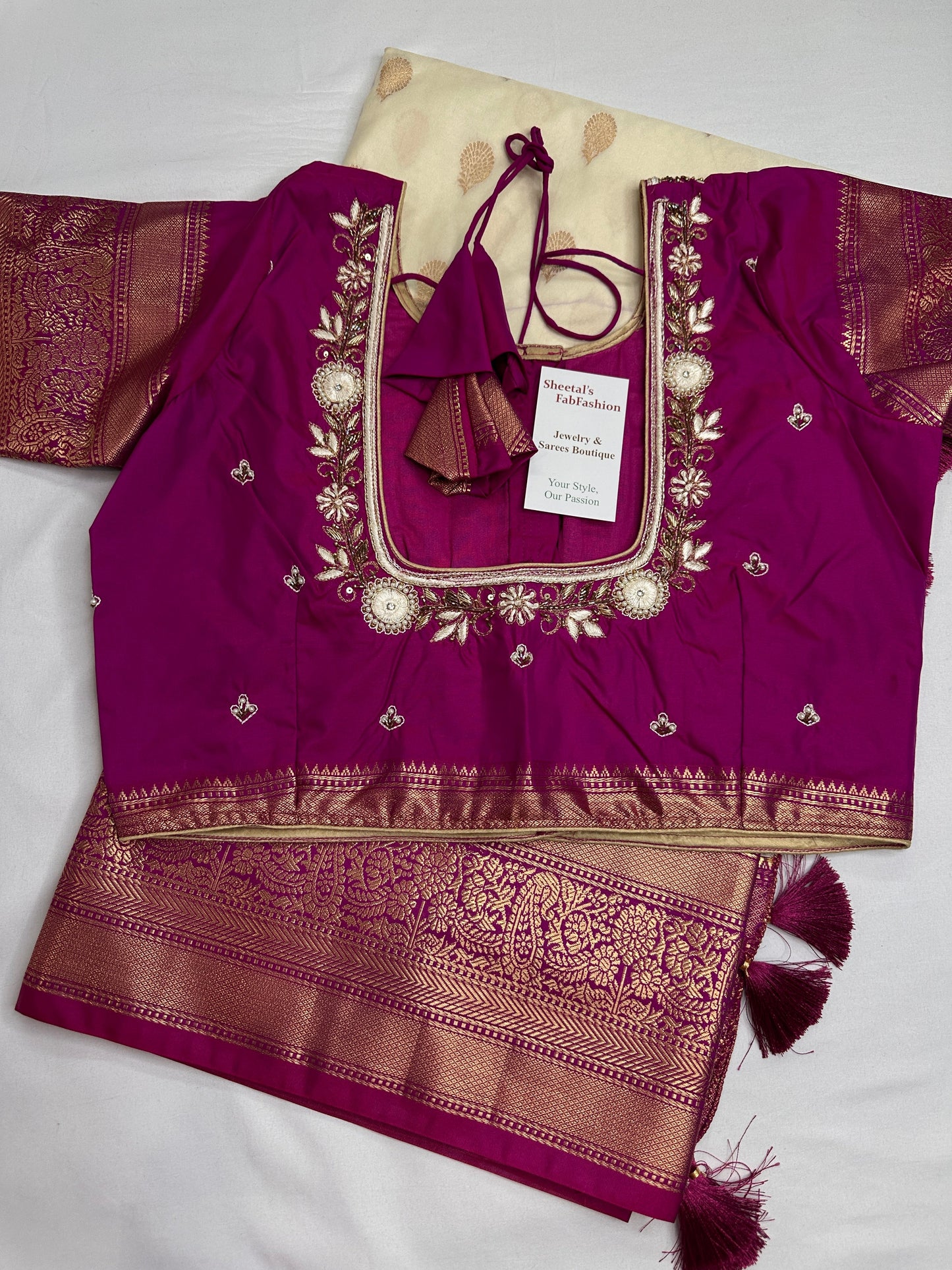 Cream Pink Semi Gadwal Saree