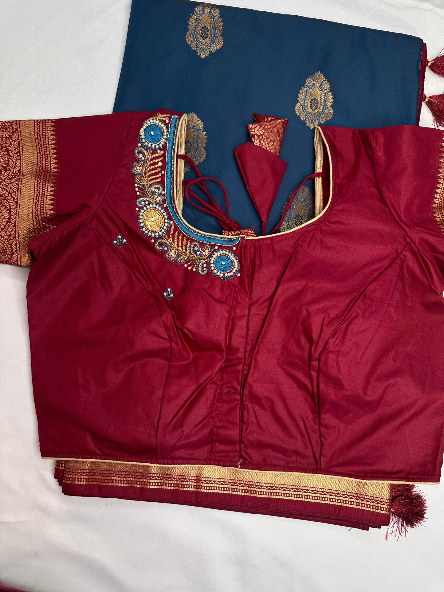Blue Maroon Traditional Semi Gadwal Saree