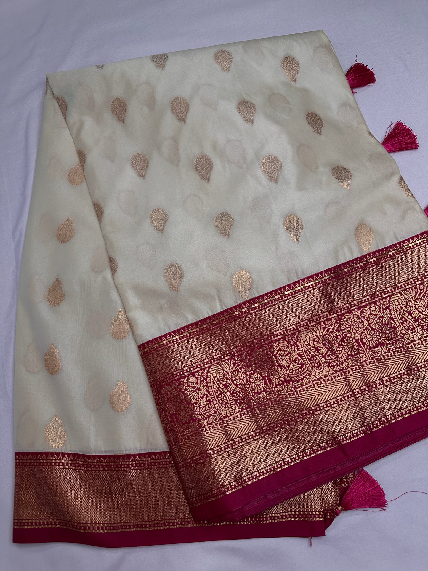 Cream Pink Semi Gadwal Saree