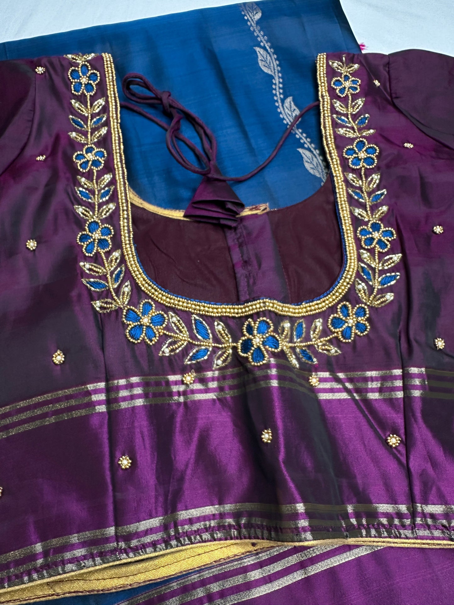 Blue Magenta Light Weight Kanchi Soft Silk  Saree