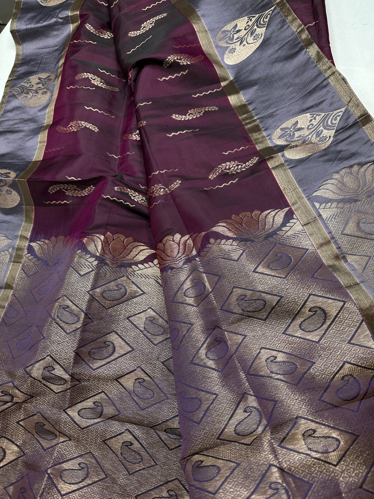 Purple lavender Light Weight Kanchi Soft Silk  Saree