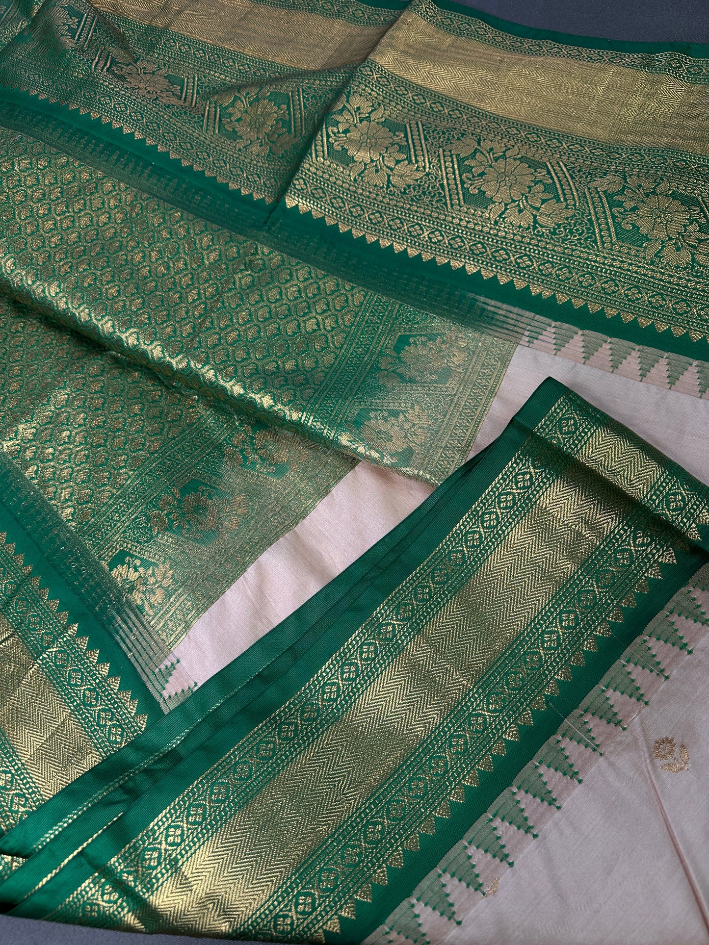 Semi Gadwal Silk Cream Green Saree