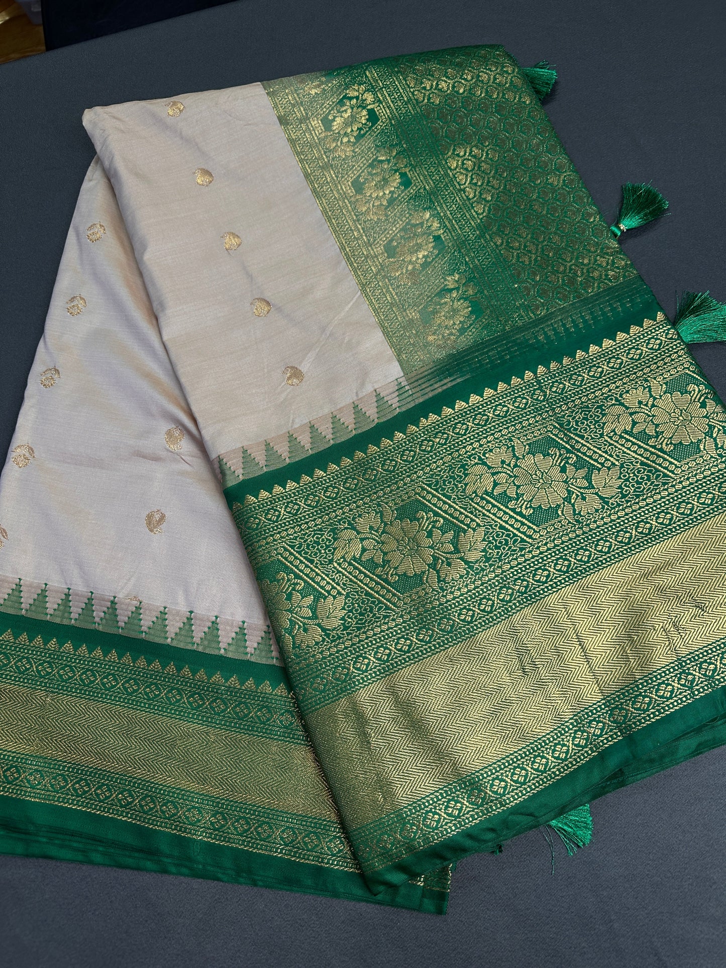 Semi Gadwal Silk Cream Green Saree