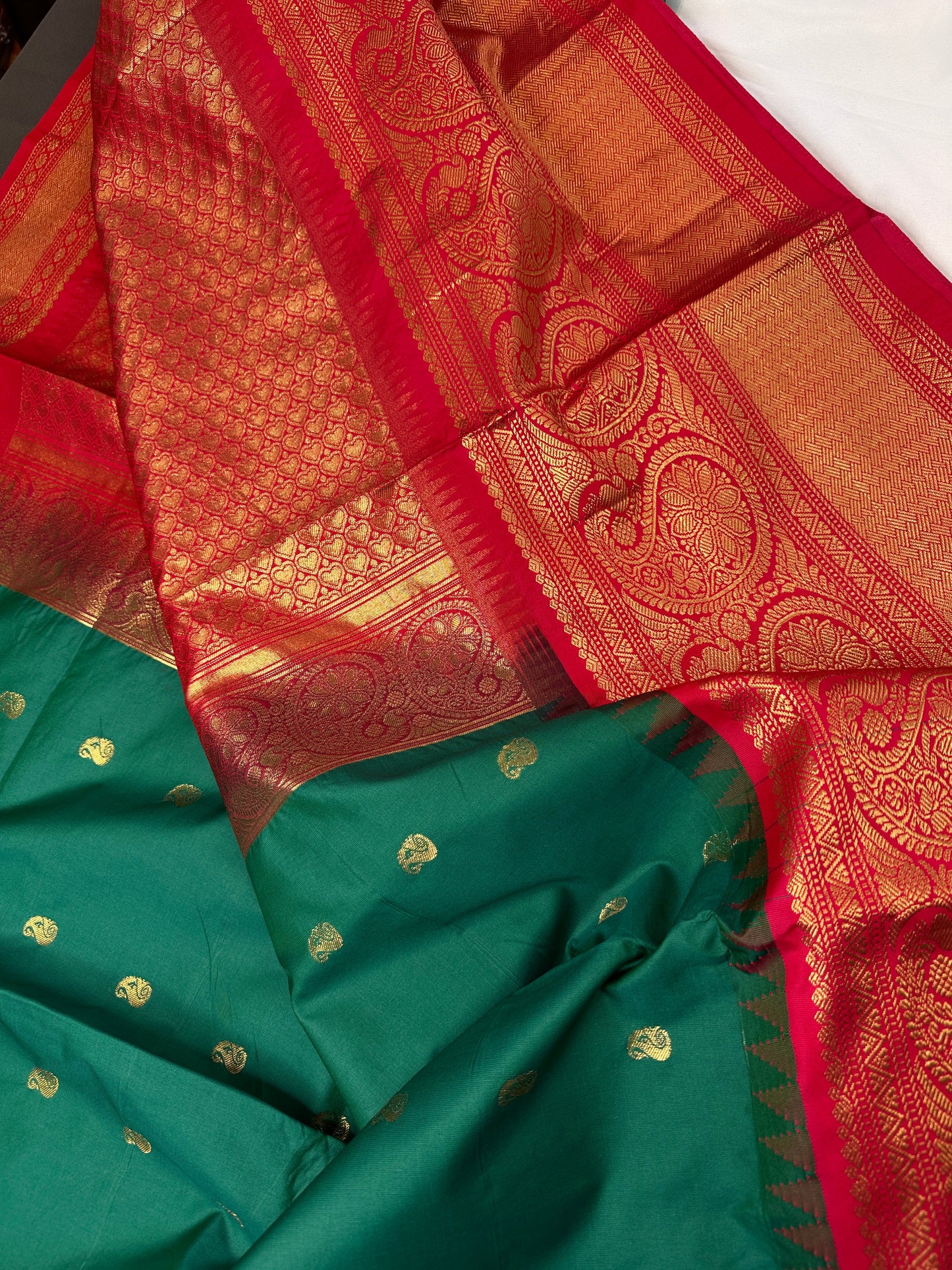 Semi Gadwal Silk Green Pink Saree