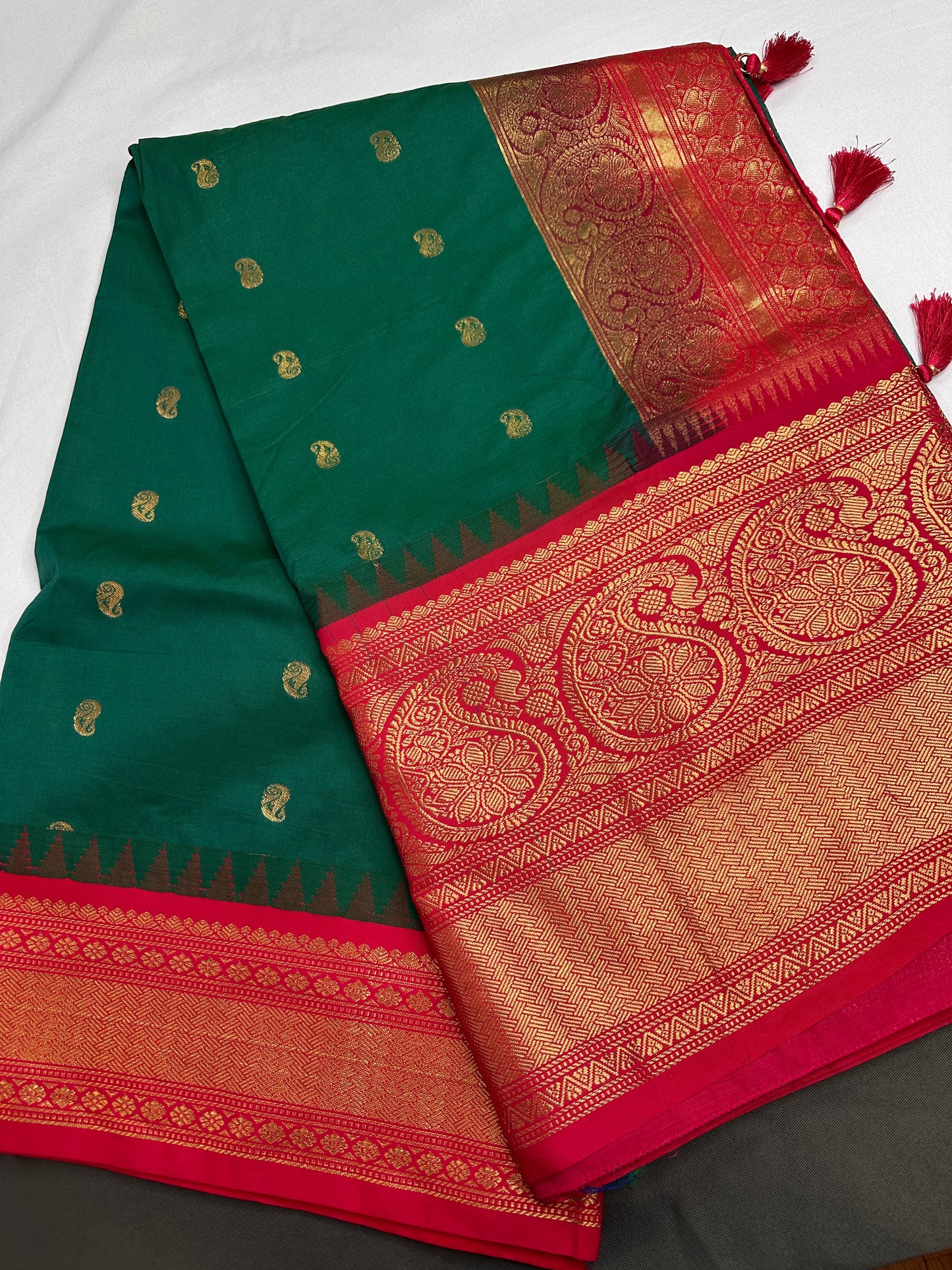 Semi Gadwal Silk Green Pink Saree