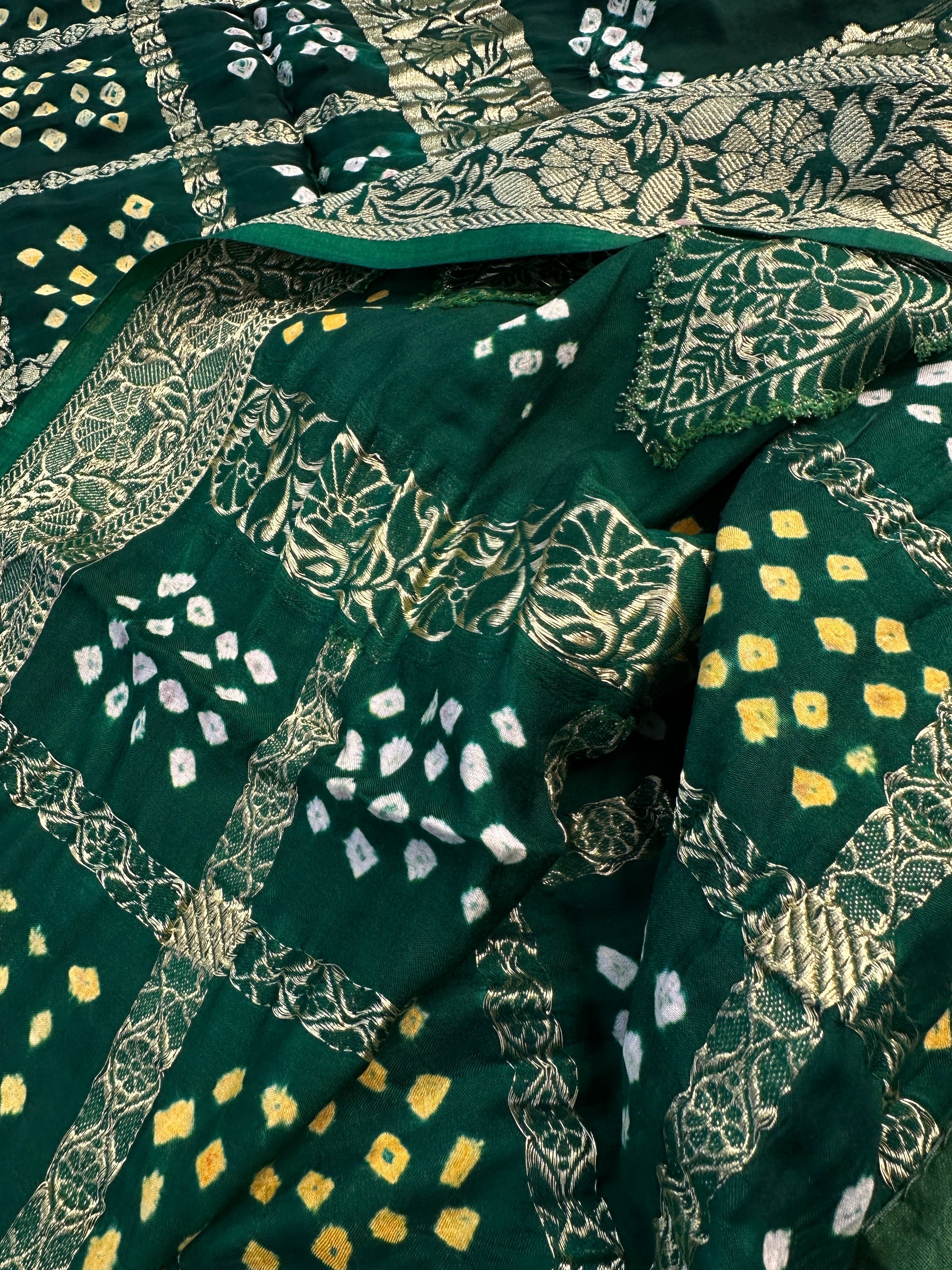 Bandhani Bhandej Gharchola Modal Silk Saree - 